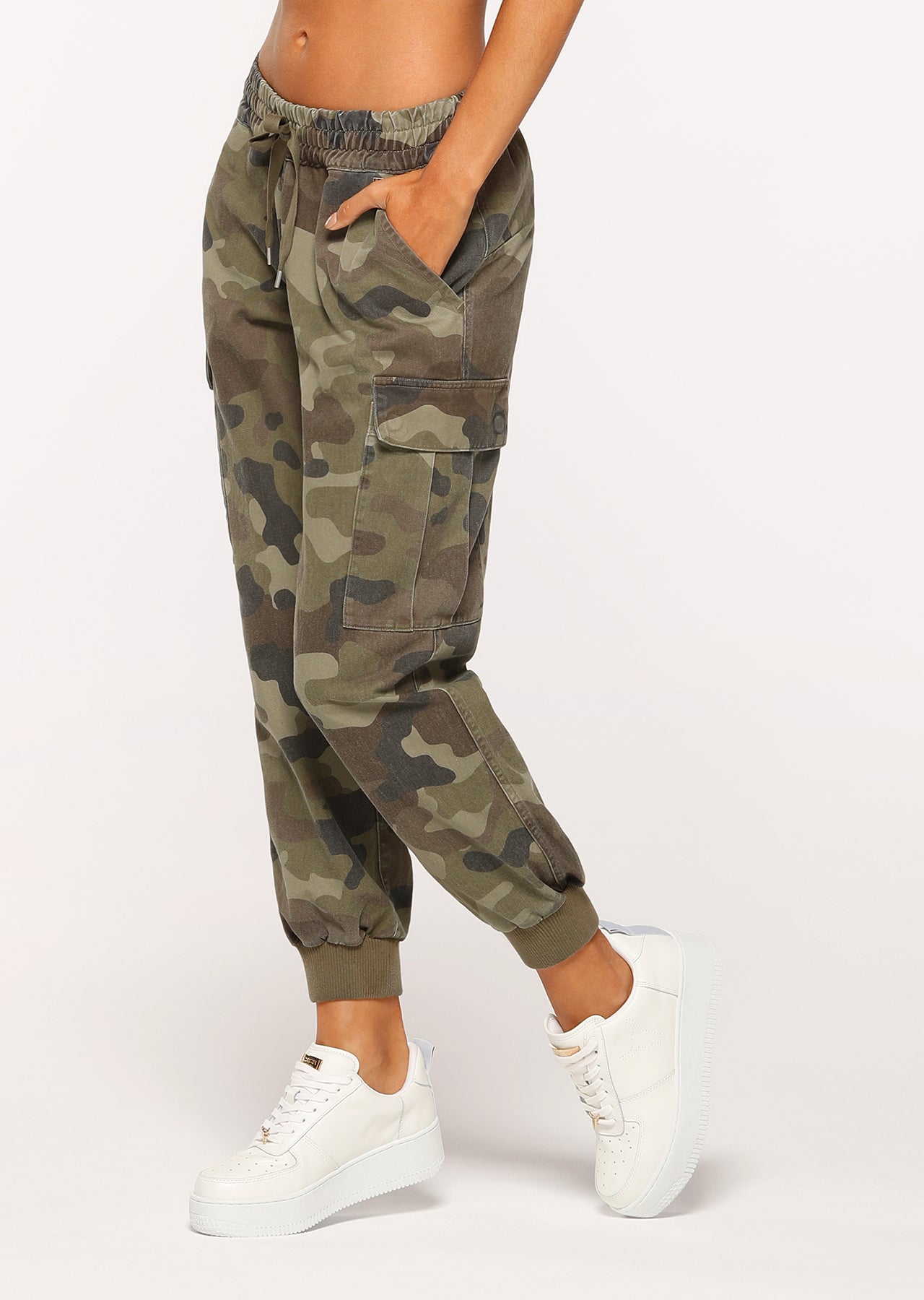 Lorna Jane Camo Lounge Pants - Camo Print