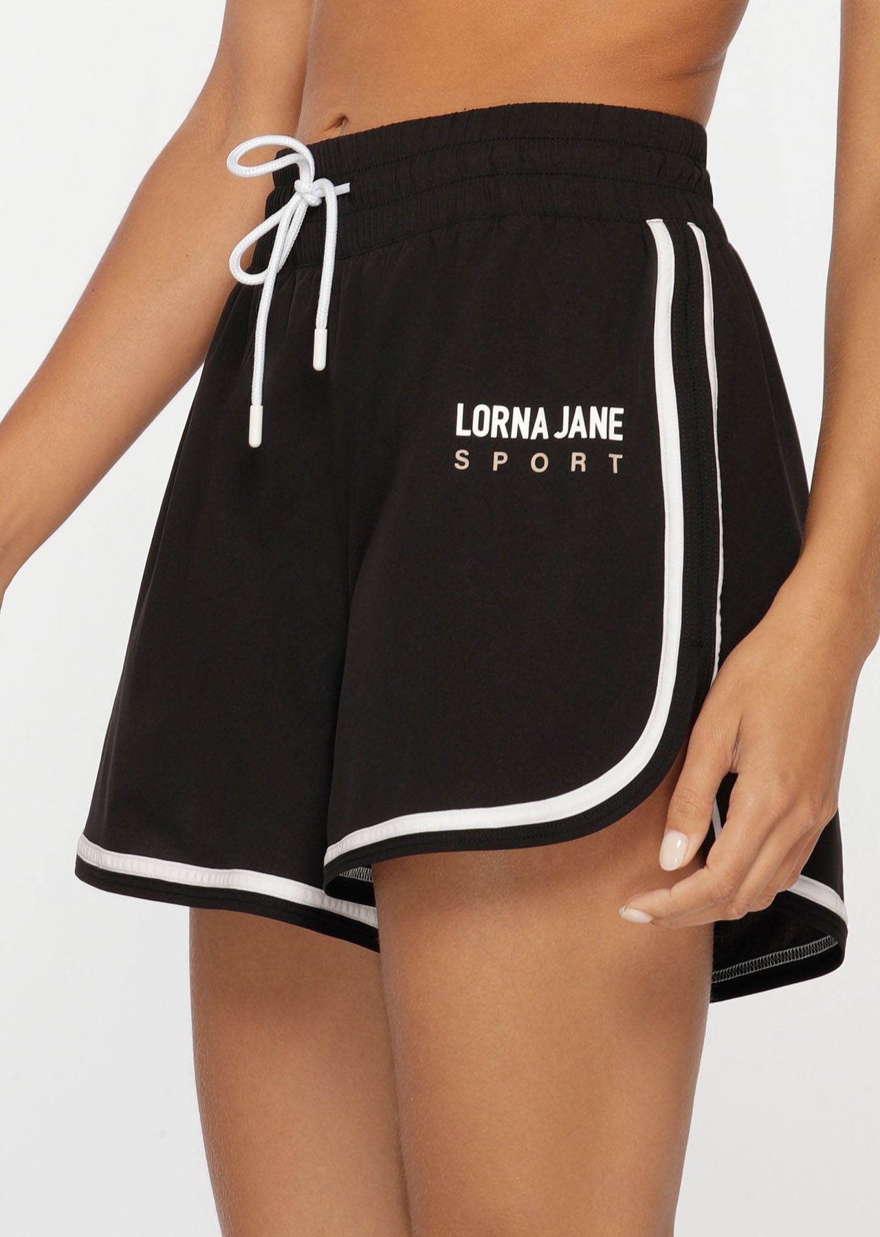 Lorna Jane Challenger High Rise Run Shorts - Black
