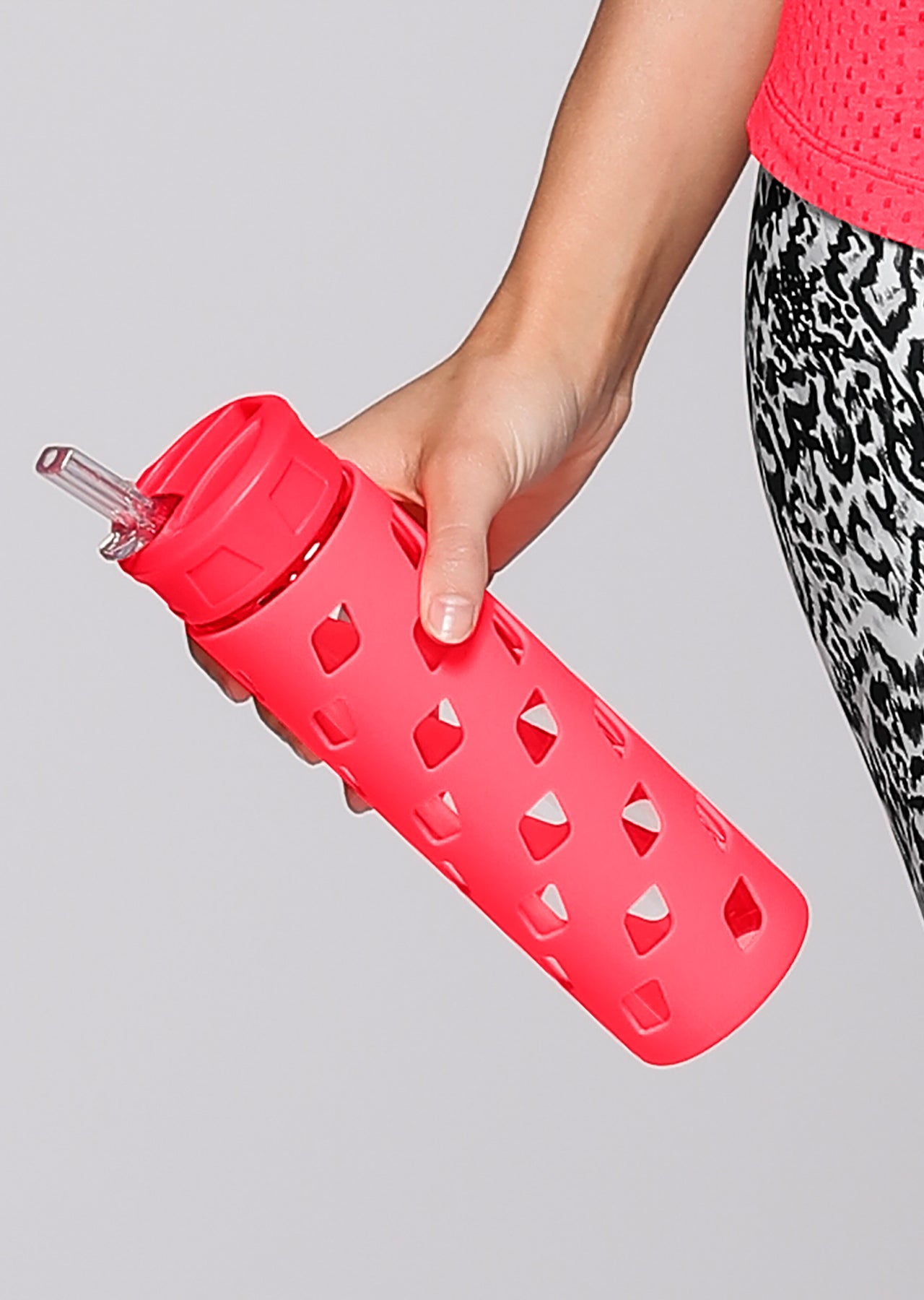Lorna Jane Classic Glass Water Bottle - Dragon Fruit