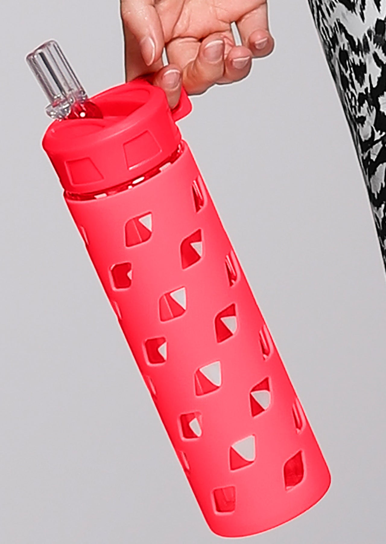 Lorna Jane Classic Glass Water Bottle - Dragon Fruit