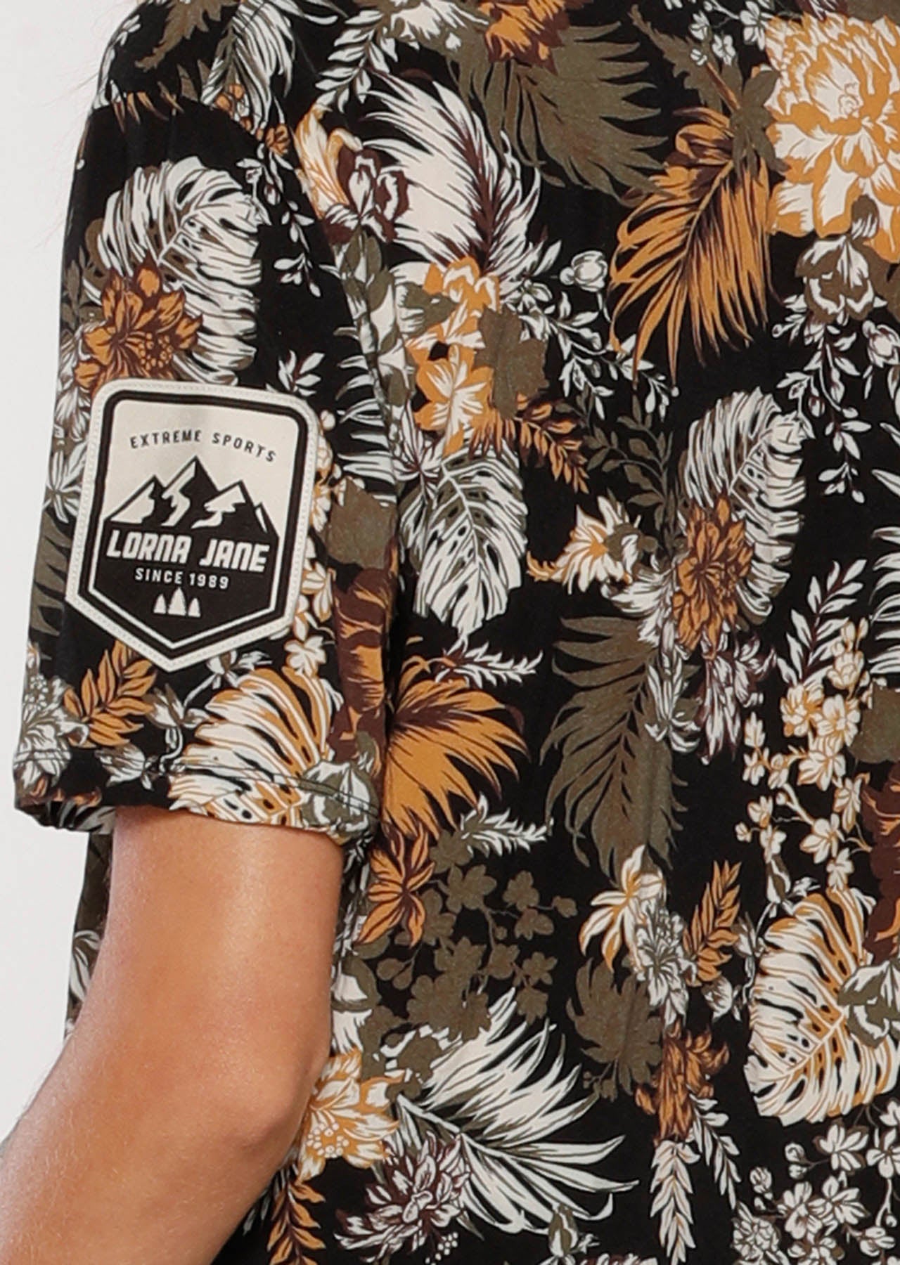 Lorna Jane Club Leisure Camp Shirt - Retro Tropicana Print
