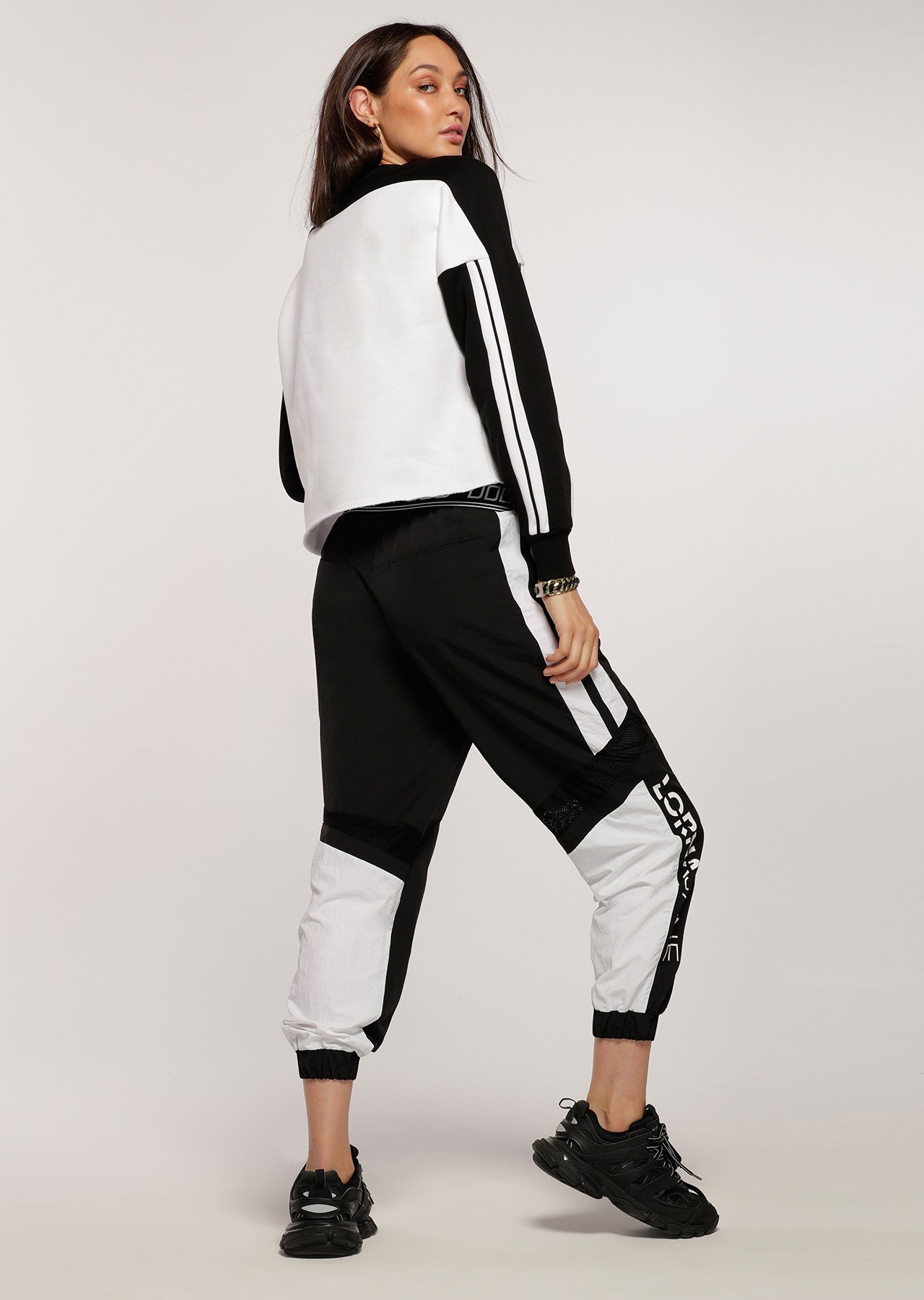 Lorna Jane Colour Block Cropped Sweat - Black/White
