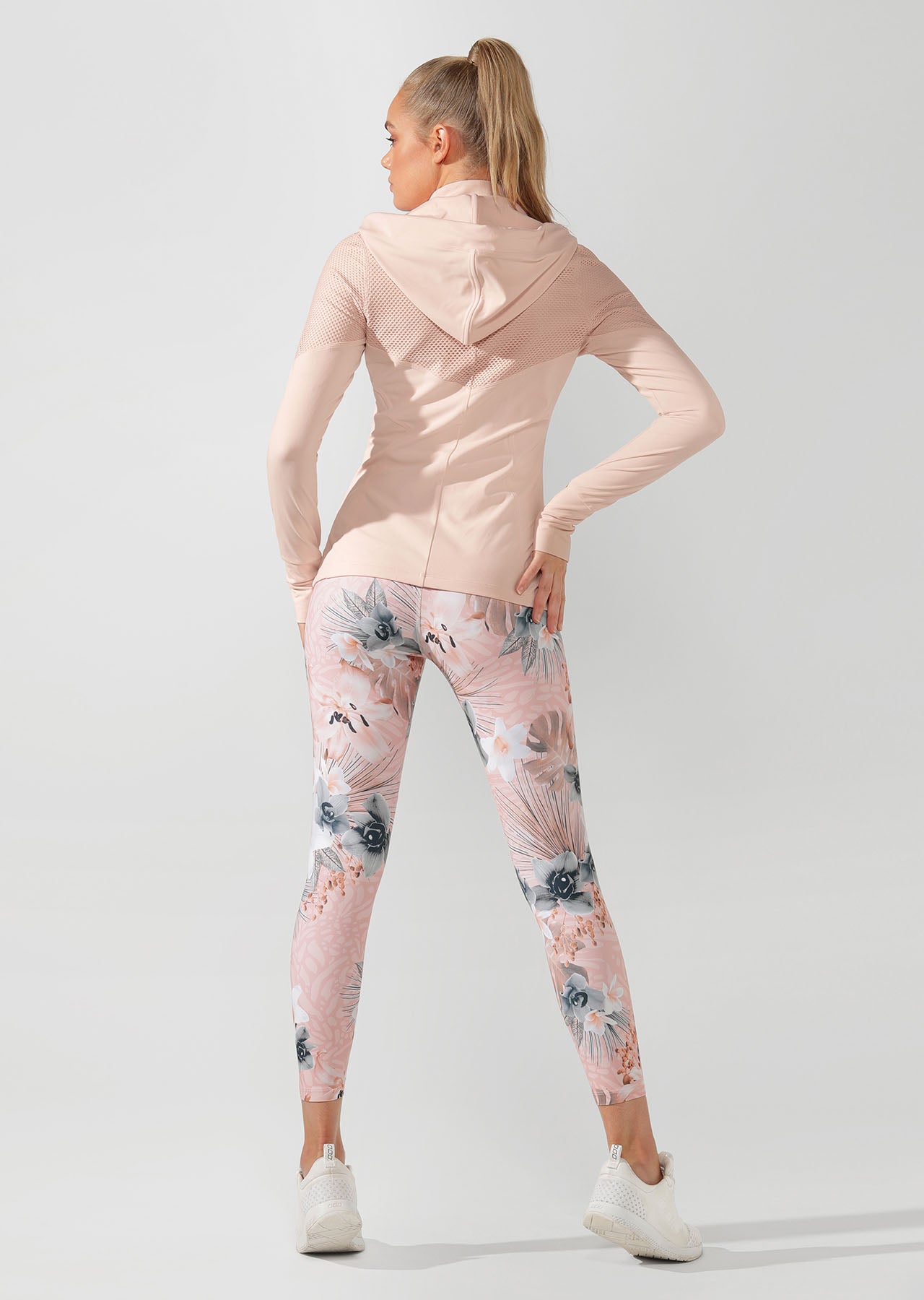 Lorna Jane Cool Down Excel Jacket - Dream Pink