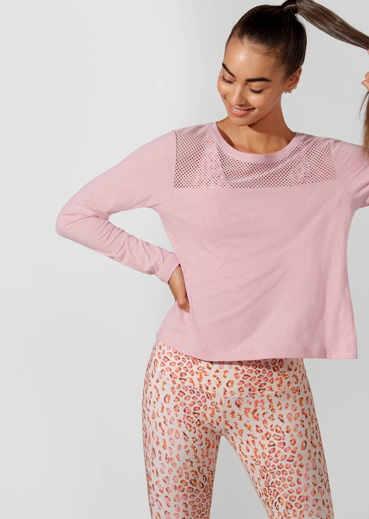 Lorna Jane Cover Up Cropped Lon - Dusty Rose