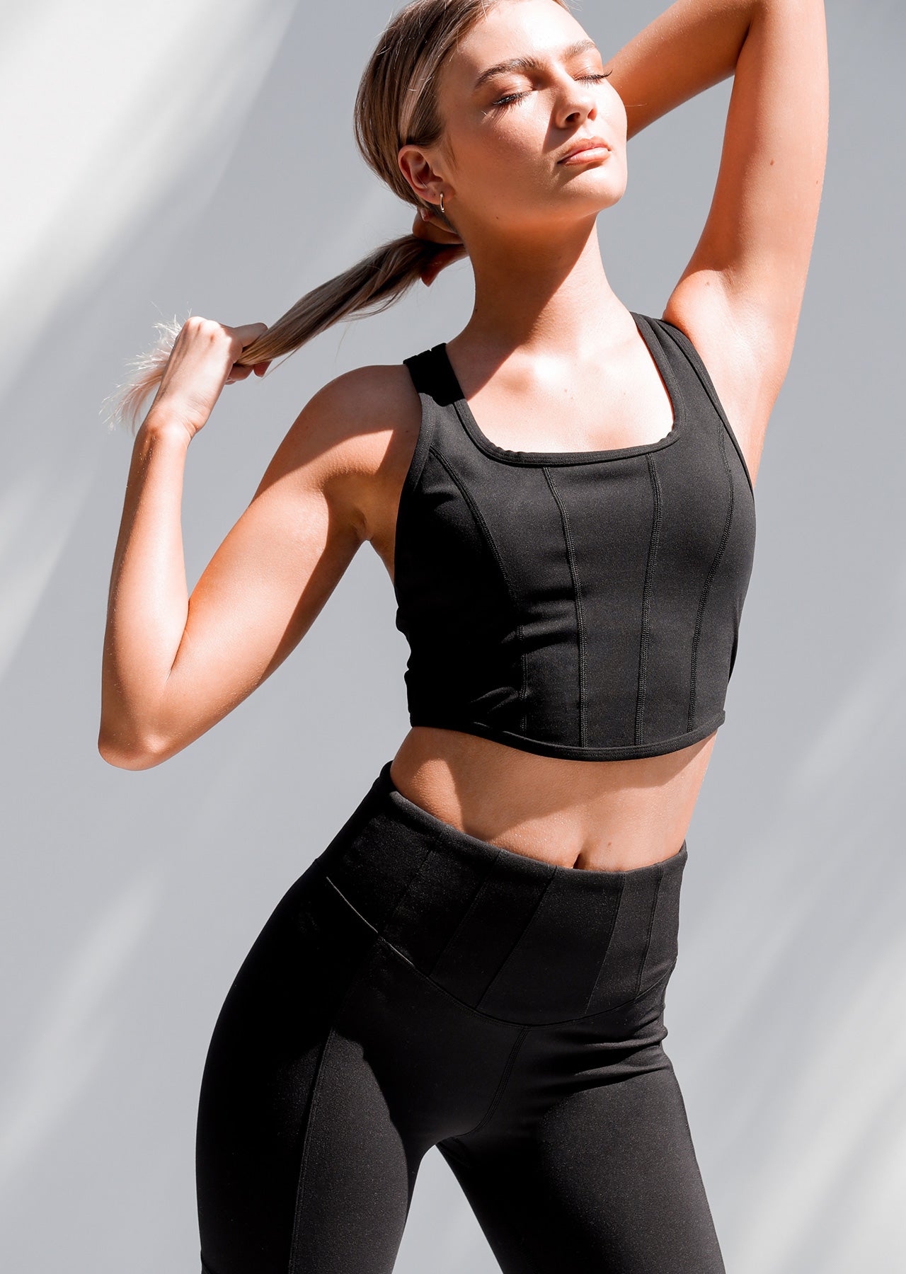 Lorna Jane Curve Defining Ankle Biter Leggings - Black