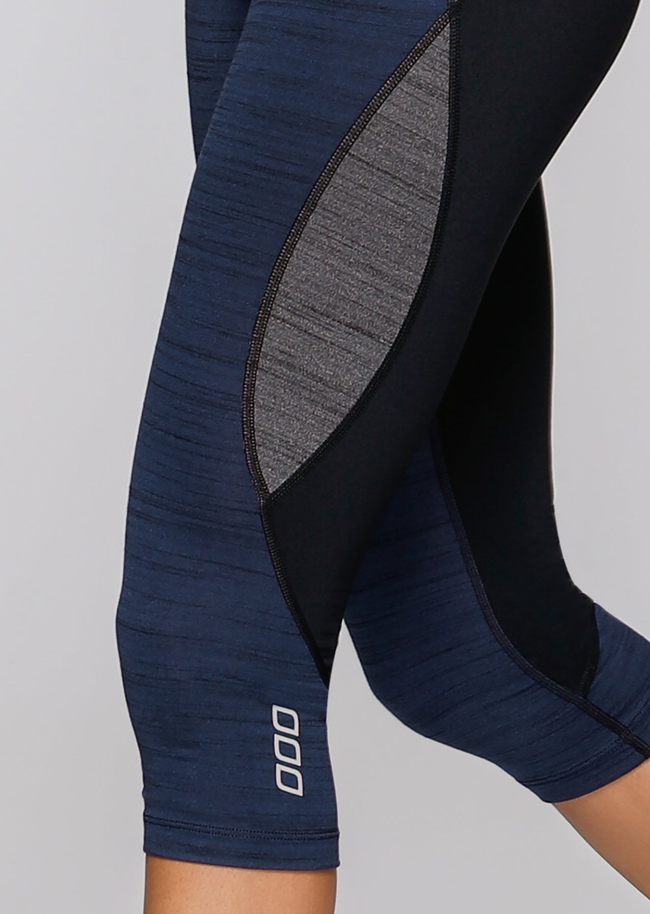 Lorna Jane Curveball Core 3/4 Tight - Marine/Black