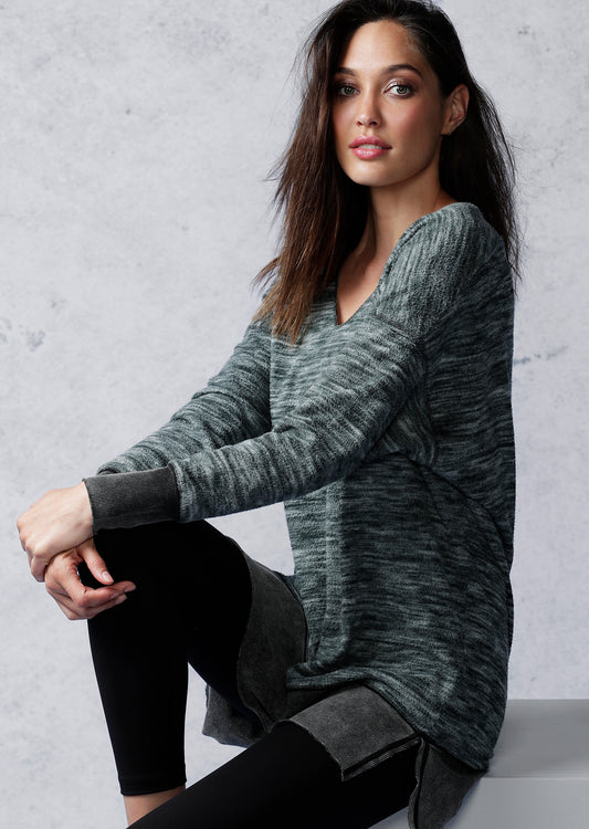 Lorna Jane Delphine Oversized Sweat - Black Marl