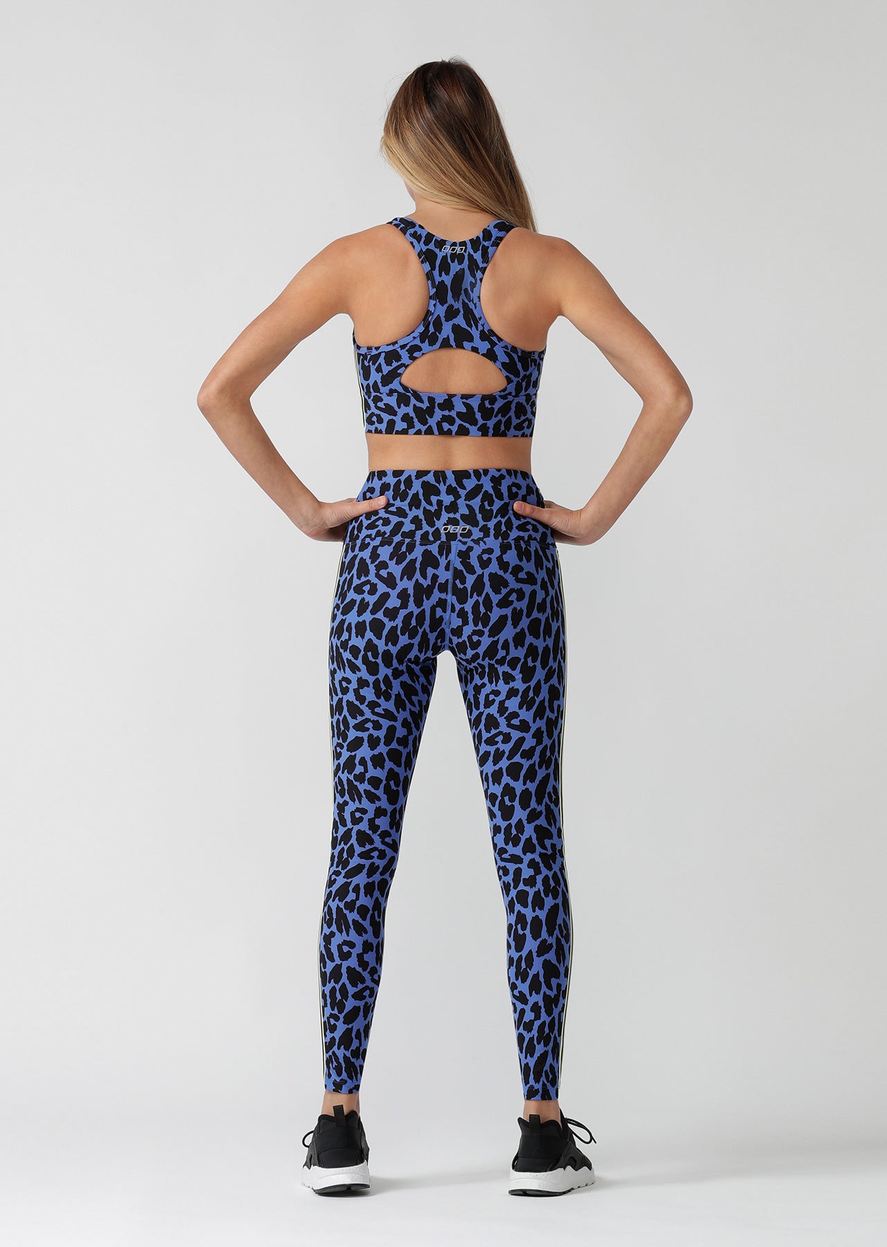Lorna Jane Electric Animal Sports Bra - Electric Animal Print