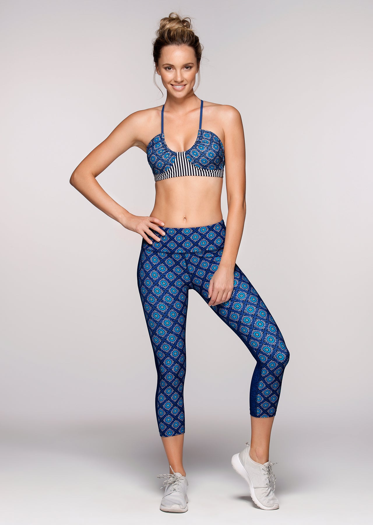 Lorna Jane Electric Boho Bra - Indigo Mixed Print