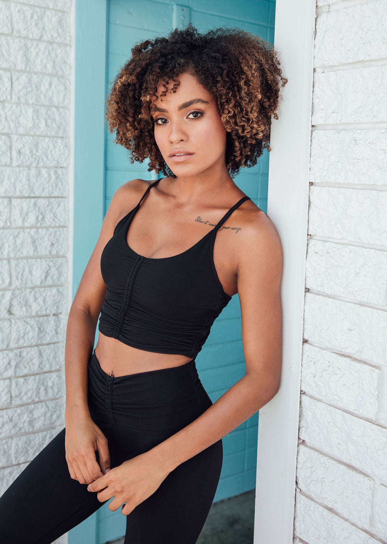 Lorna Jane Emphasise Long Line Sports Bra - Black