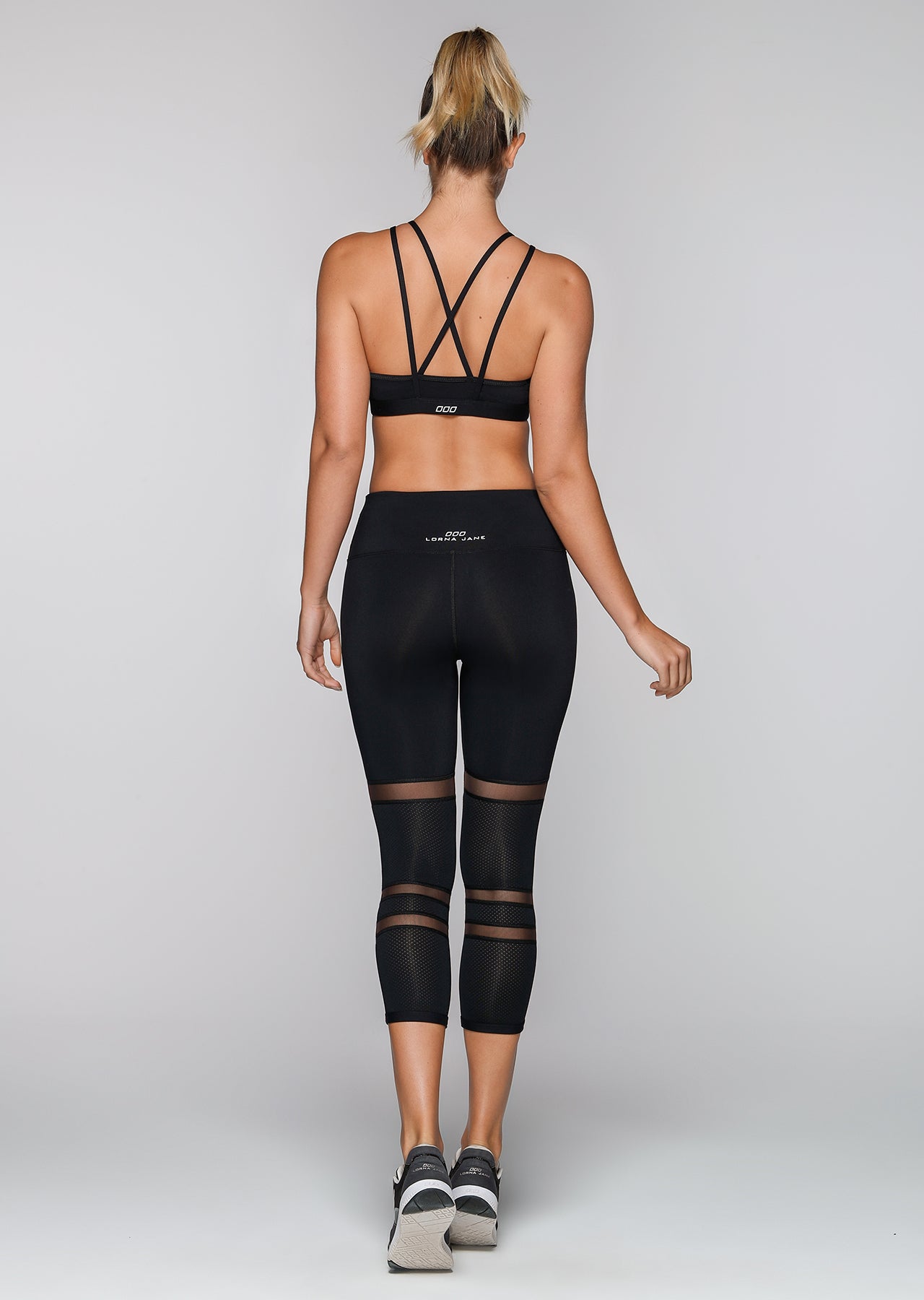 Lorna Jane Empire Sports Bra - Black