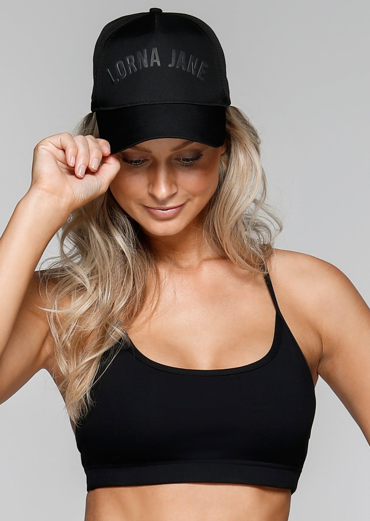 Lorna Jane Entice Cap - Black