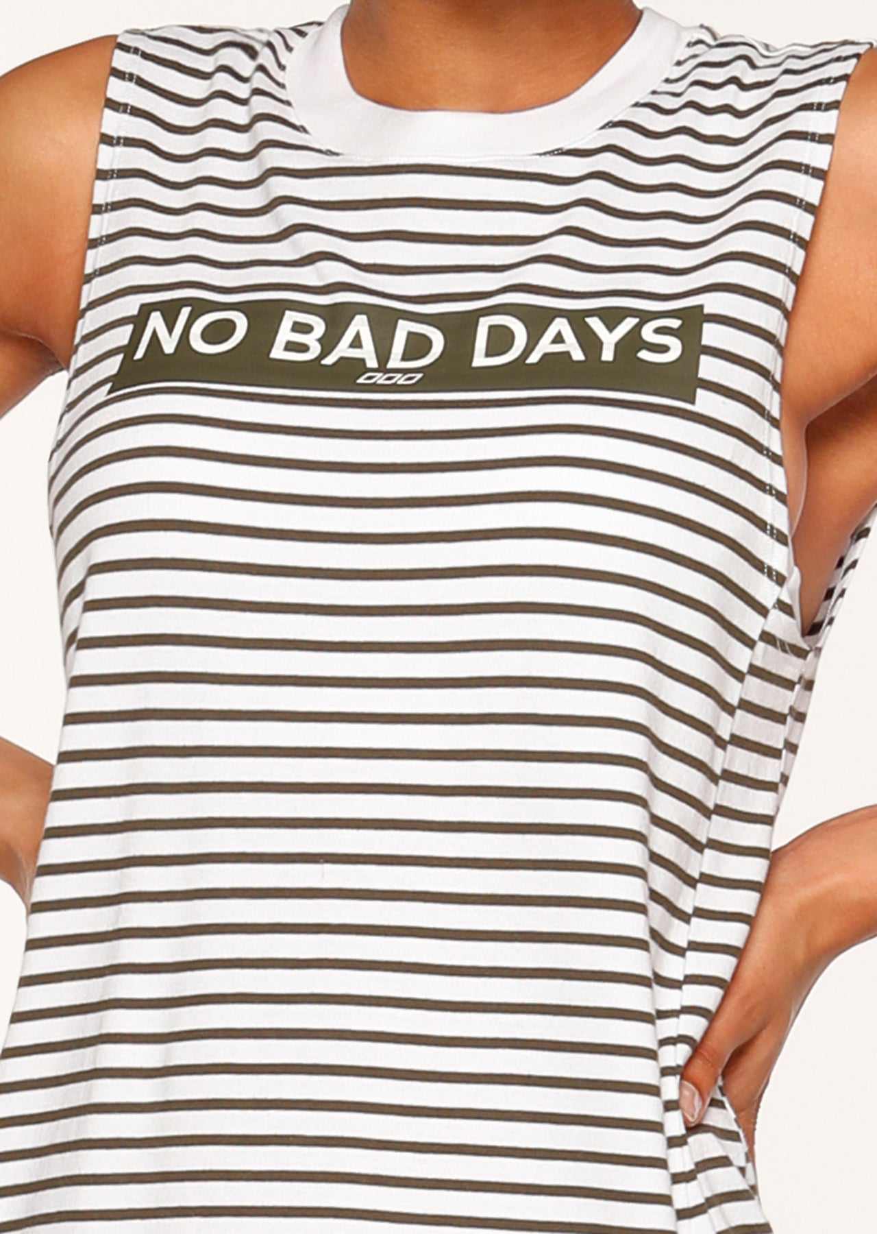 Lorna Jane Everywhere Dress - White/Luxury Green