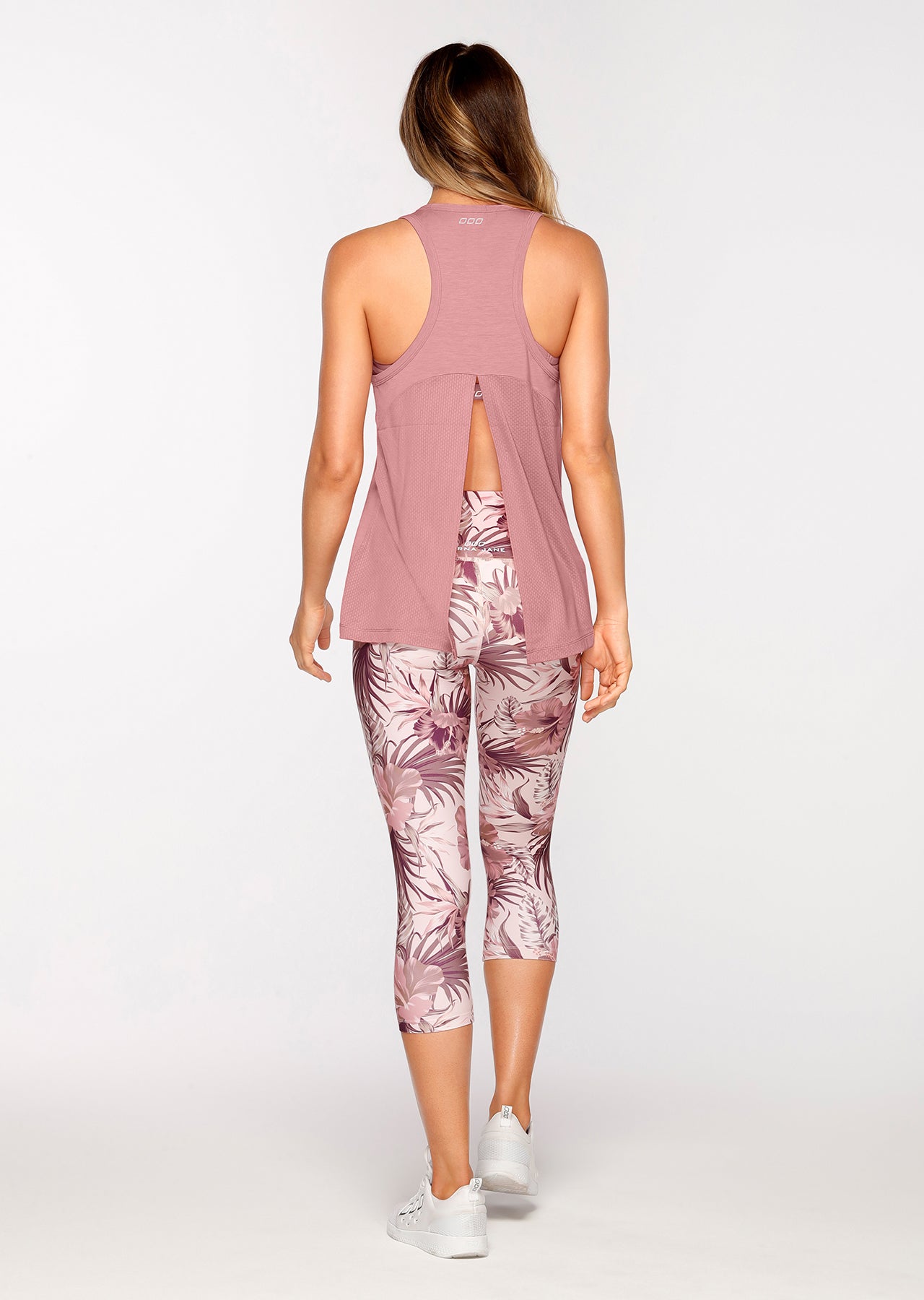 Lorna Jane Fast Pace Run Tank - Powdered Pink Marl