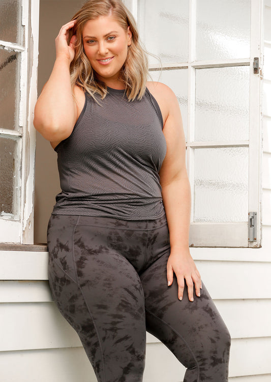 Lorna Jane Feline Open Back Active Tank - Titanium