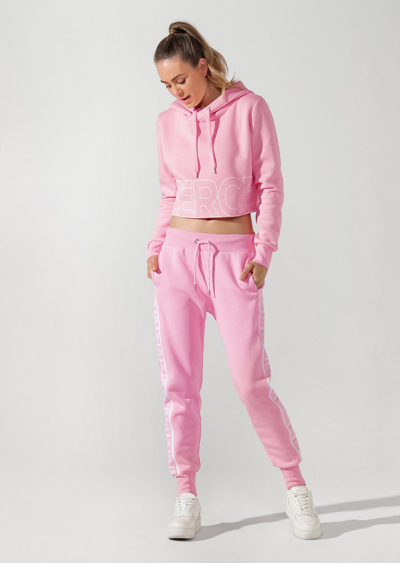 Lorna Jane Fierce Cropped Hoodie - Hot Fuchsia