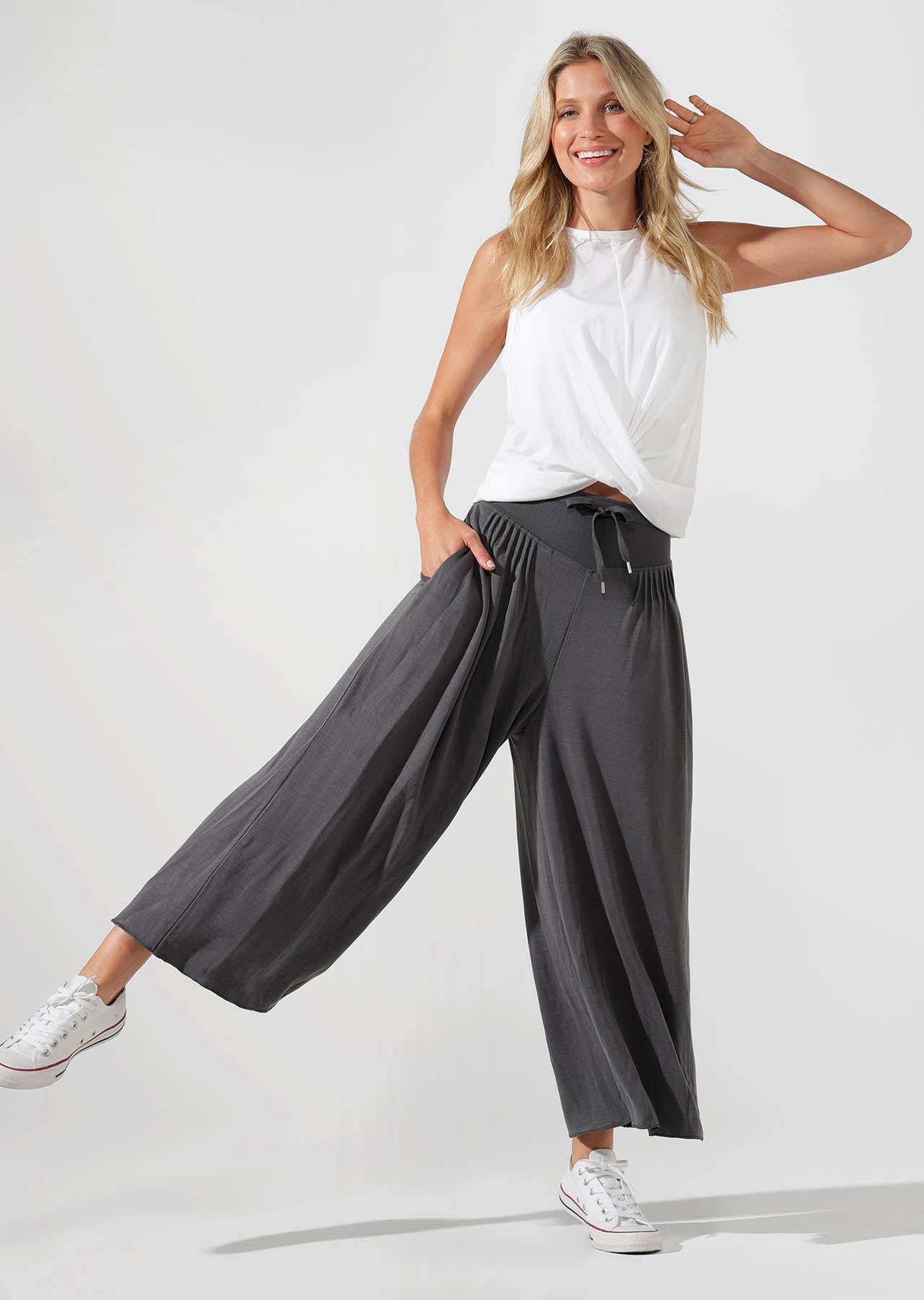 Lorna Jane Flawless Cropped Active Tank - White