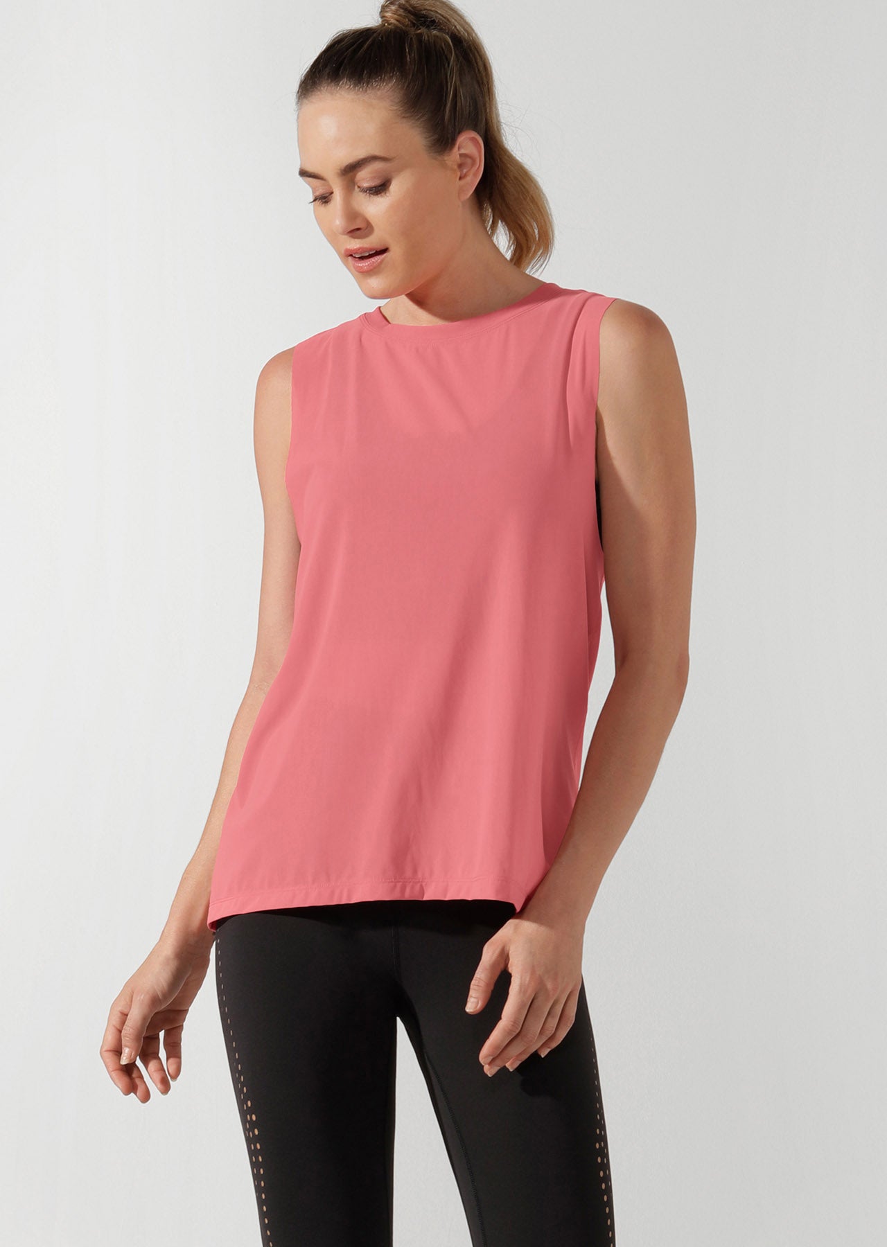 Lorna Jane Flow Mesh Tank - Quartz Pink