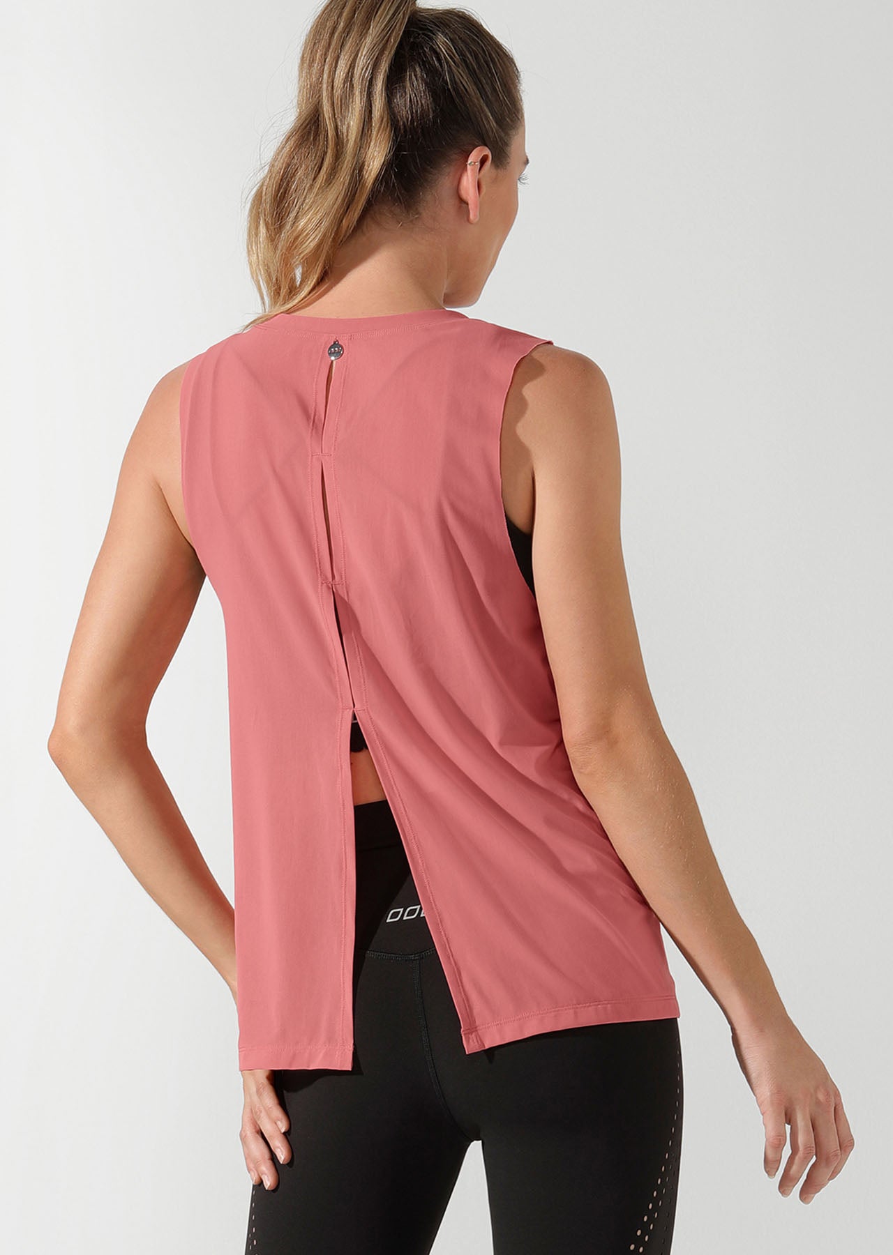 Lorna Jane Flow Mesh Tank - Quartz Pink