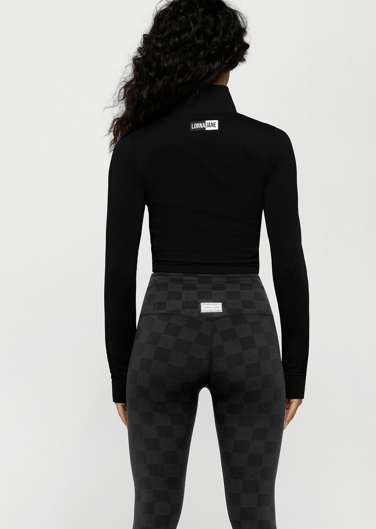 Lorna Jane Functional Thermal Cropped Zip Through - Black