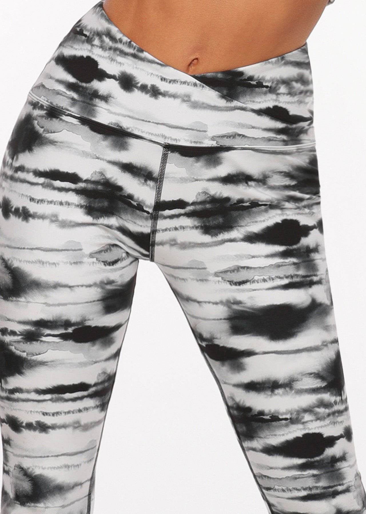 Lorna Jane Gazelle Full Length Leggings - Gazelle Print