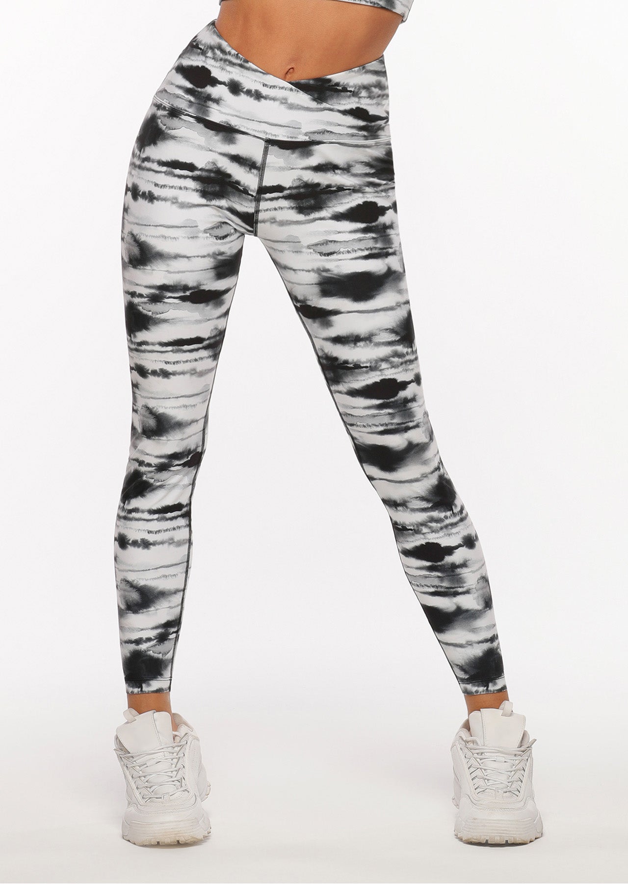 Lorna Jane Gazelle Full Length Leggings - Gazelle Print