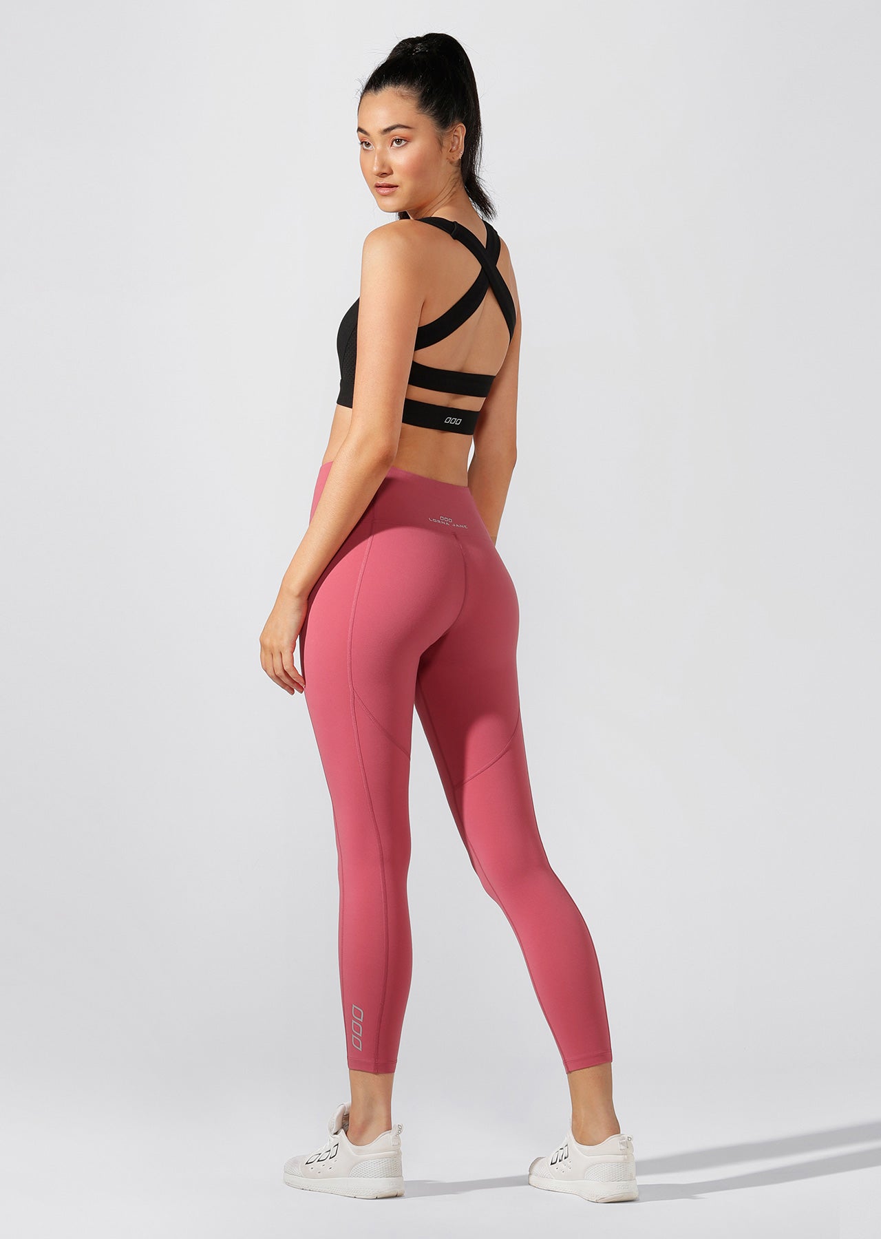 Lorna Jane Glamour Girl Sports Bra - Black