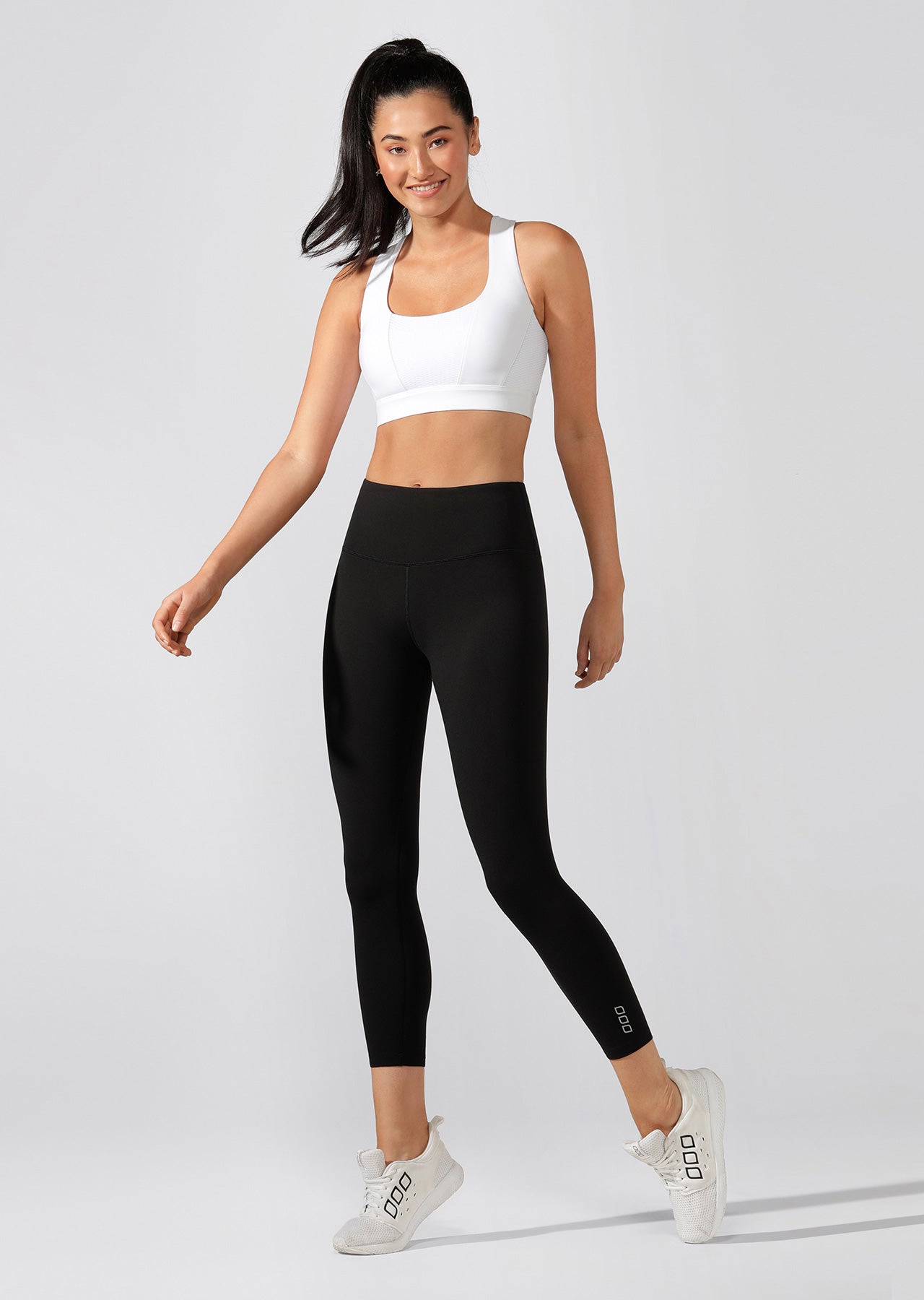 Lorna Jane Glamour Girl Sports Bra - White