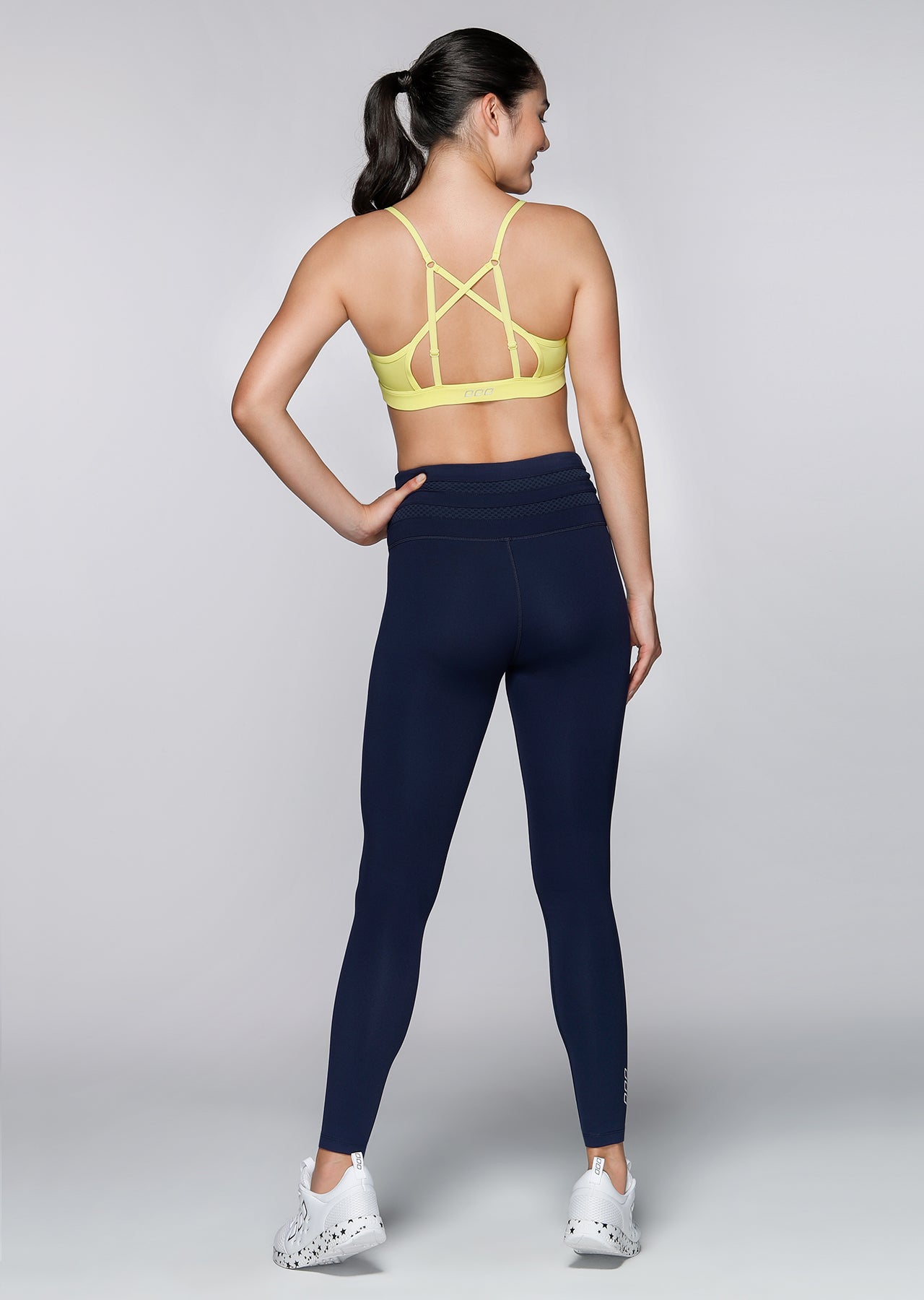 Lorna Jane Go For Gold Sports Bra - Daisy