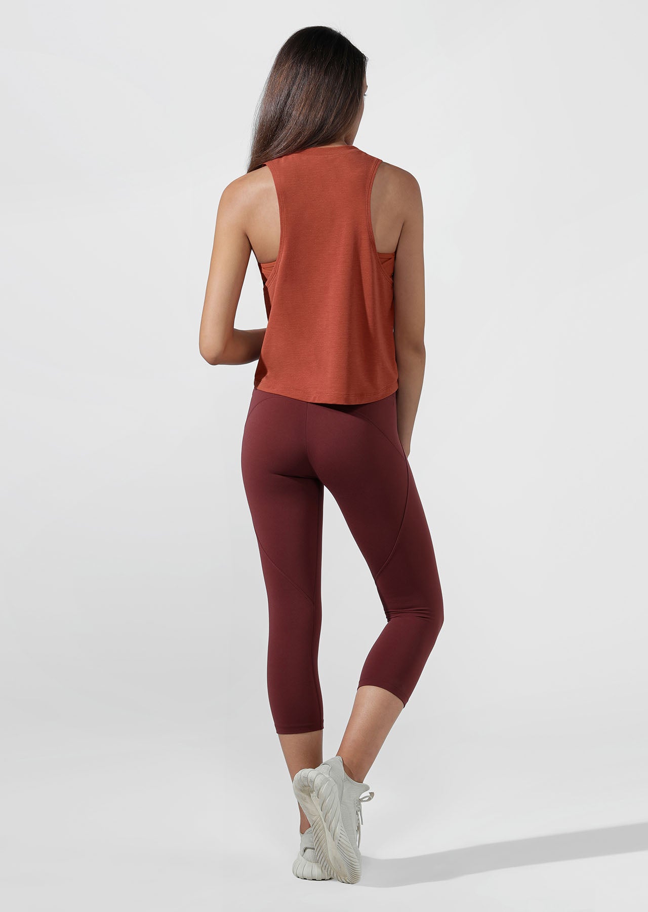 Lorna Jane Gym Cropped Active Tank - RUST