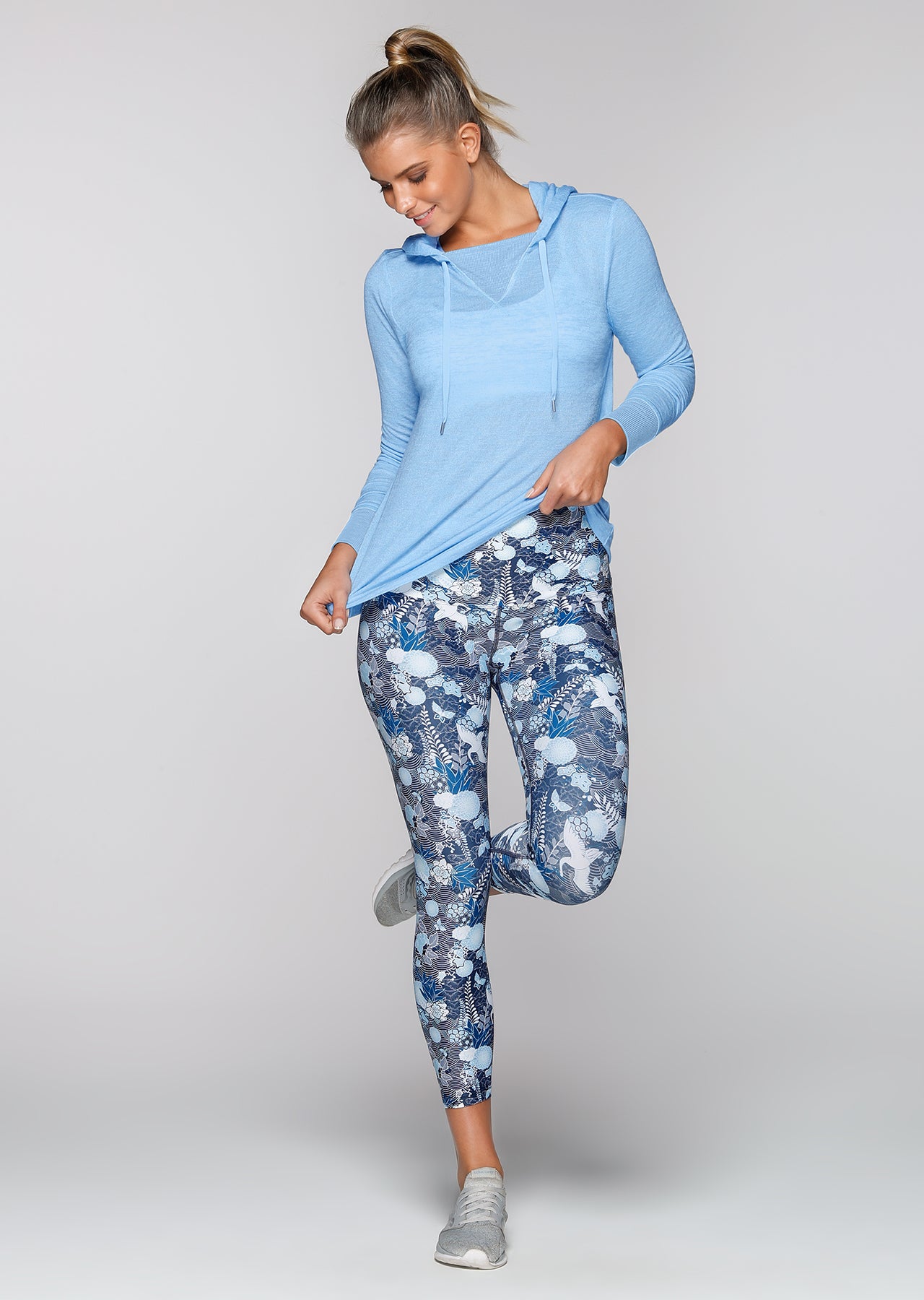 Lorna Jane Havanna L/Slv Top - Ice Blue