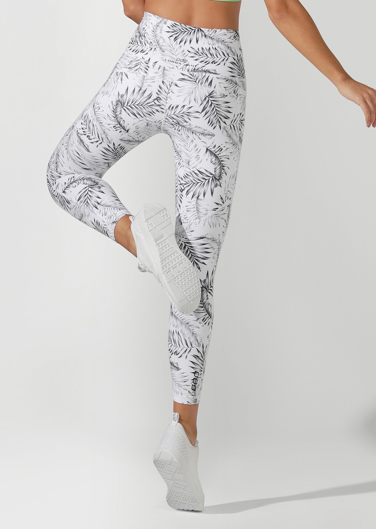 Lorna Jane High Rise Booty Core Ankle Biter Tight - Mono Jungle Print
