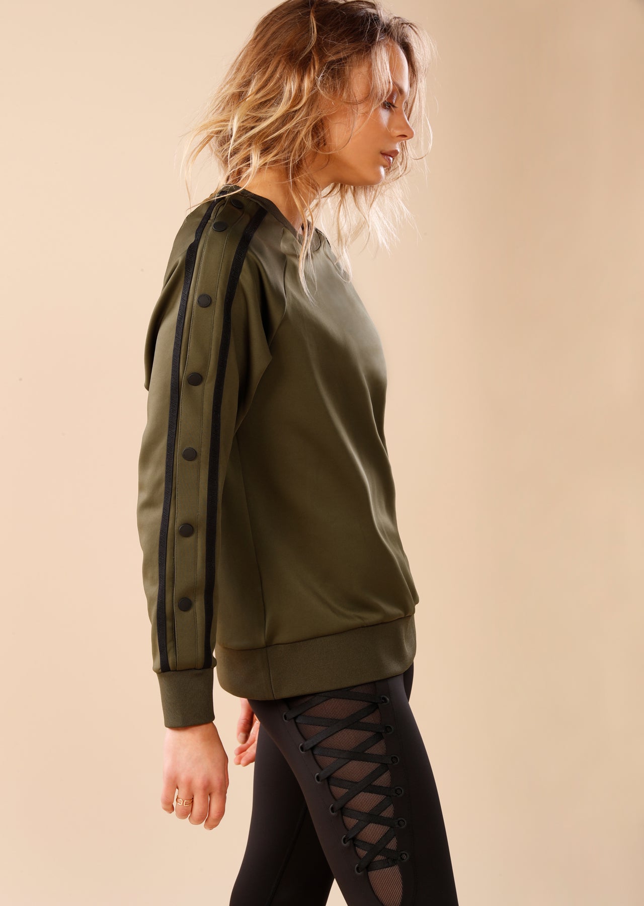 Lorna Jane Highline L/Slv Snap Top - Luxury Green