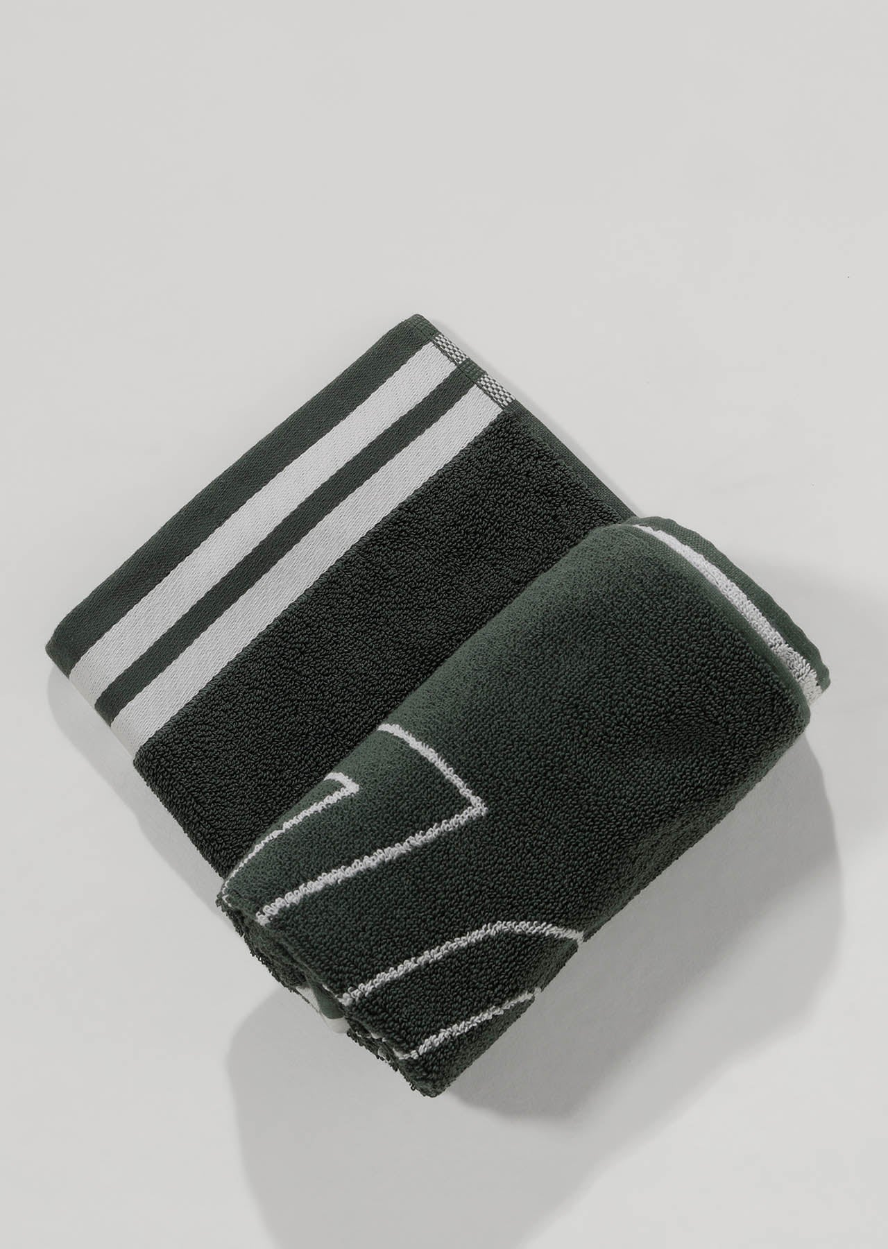 Lorna Jane Icon Sweat Towel - Military