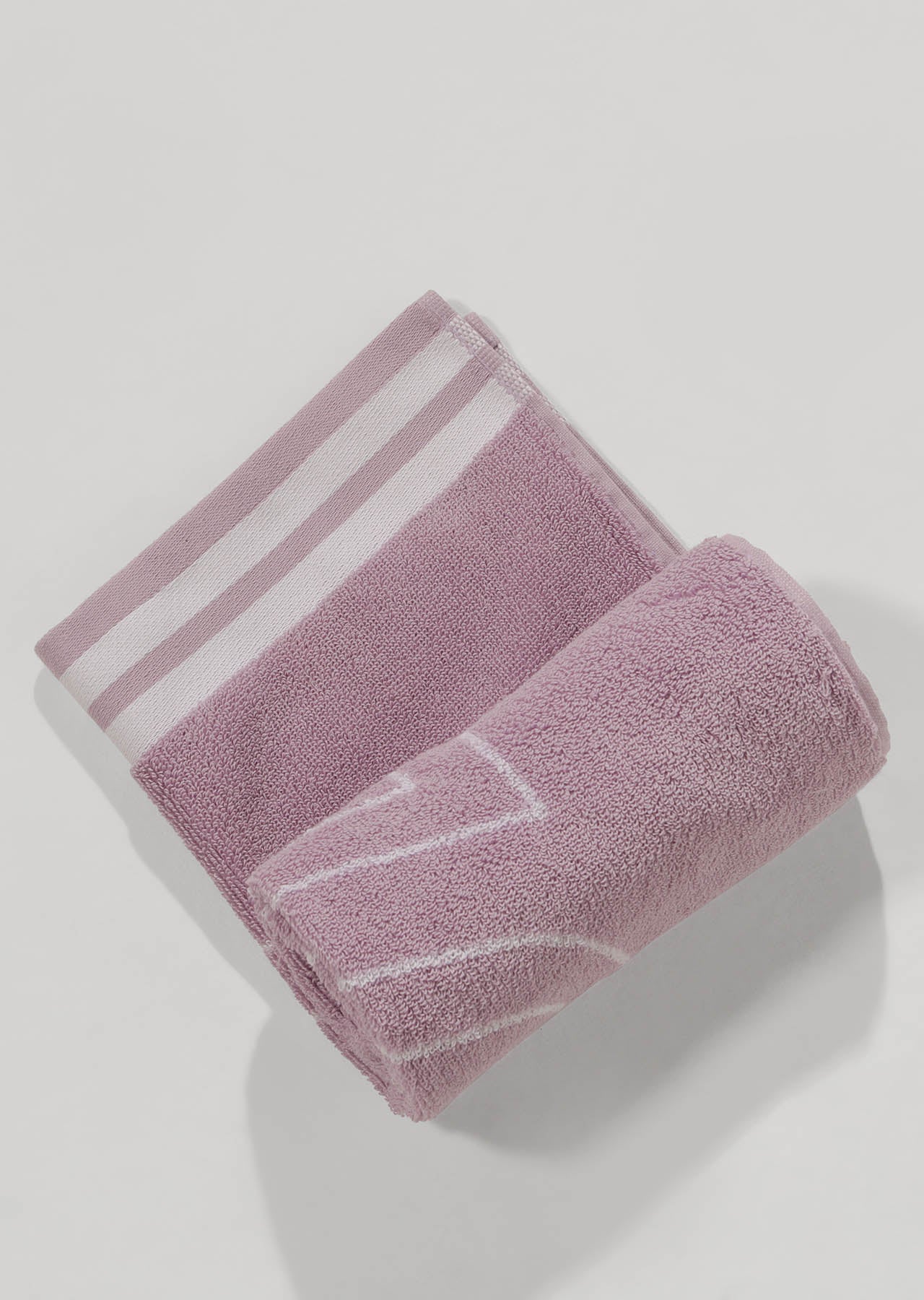 Lorna Jane Icon Sweat Towel - Pale Orchid Lilac