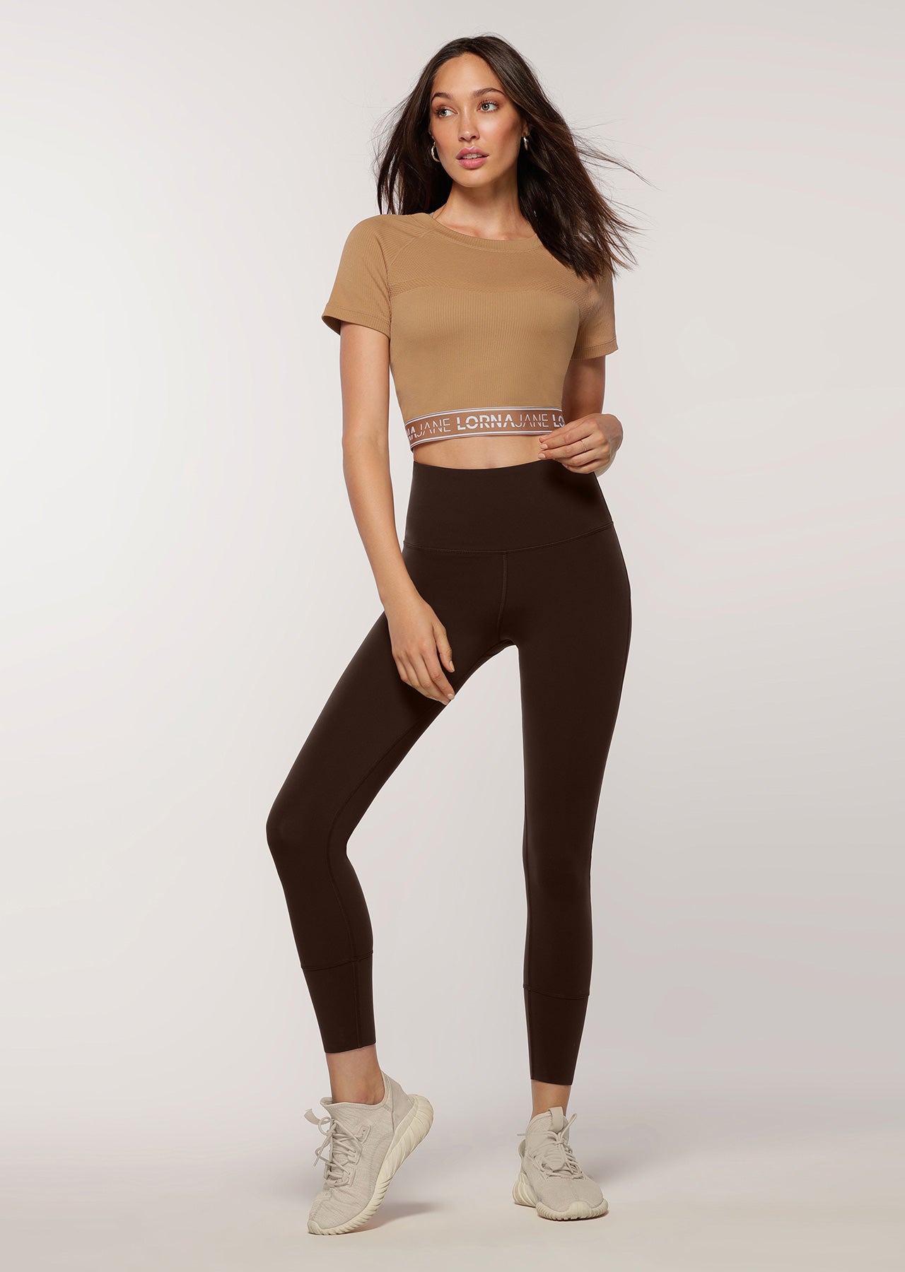Lorna Jane Iconic Cropped Seamless Tee - Biscuit
