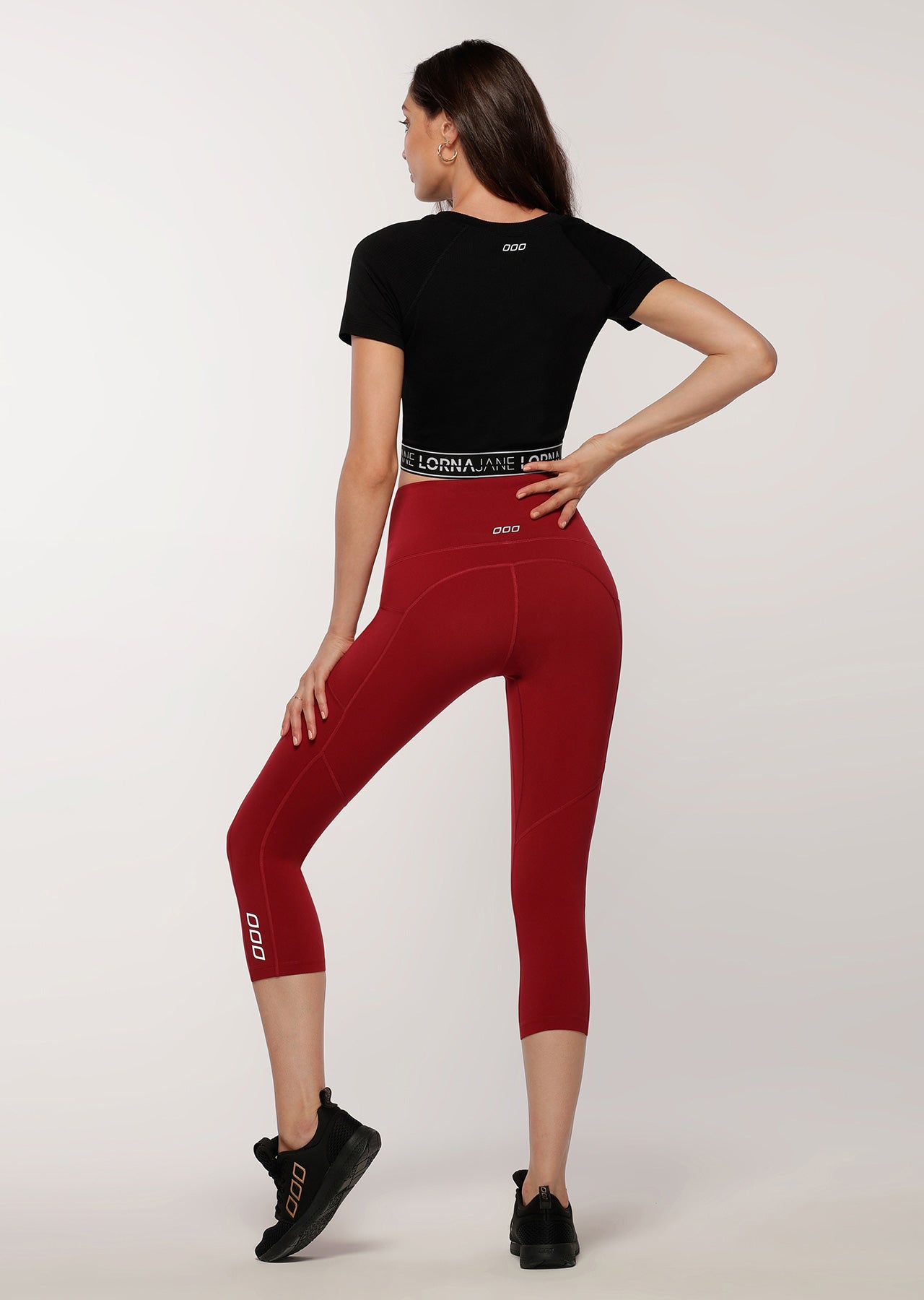 Lorna Jane Iconic Cropped Seamless Tee - Black