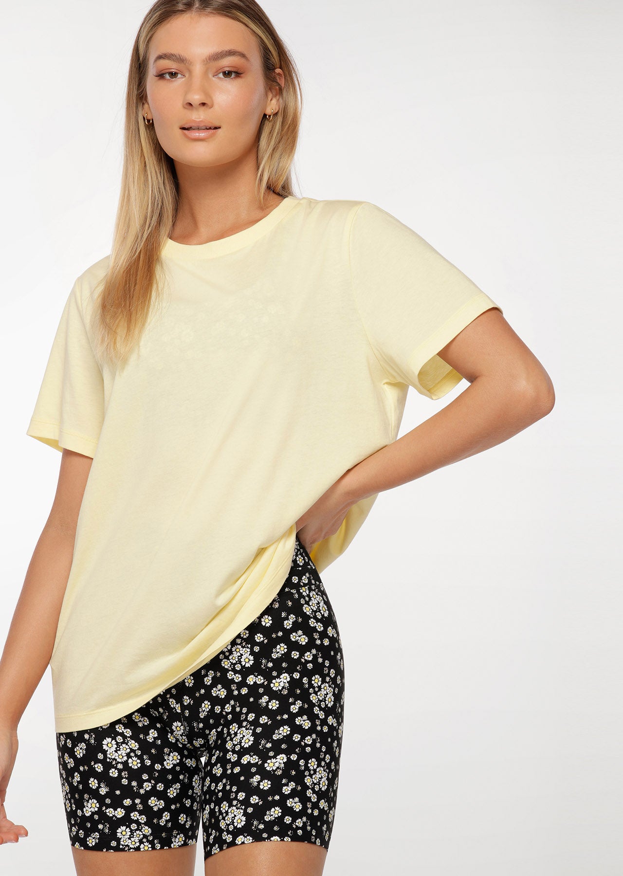 Lorna Jane Iconic Tee - Lemon Cream