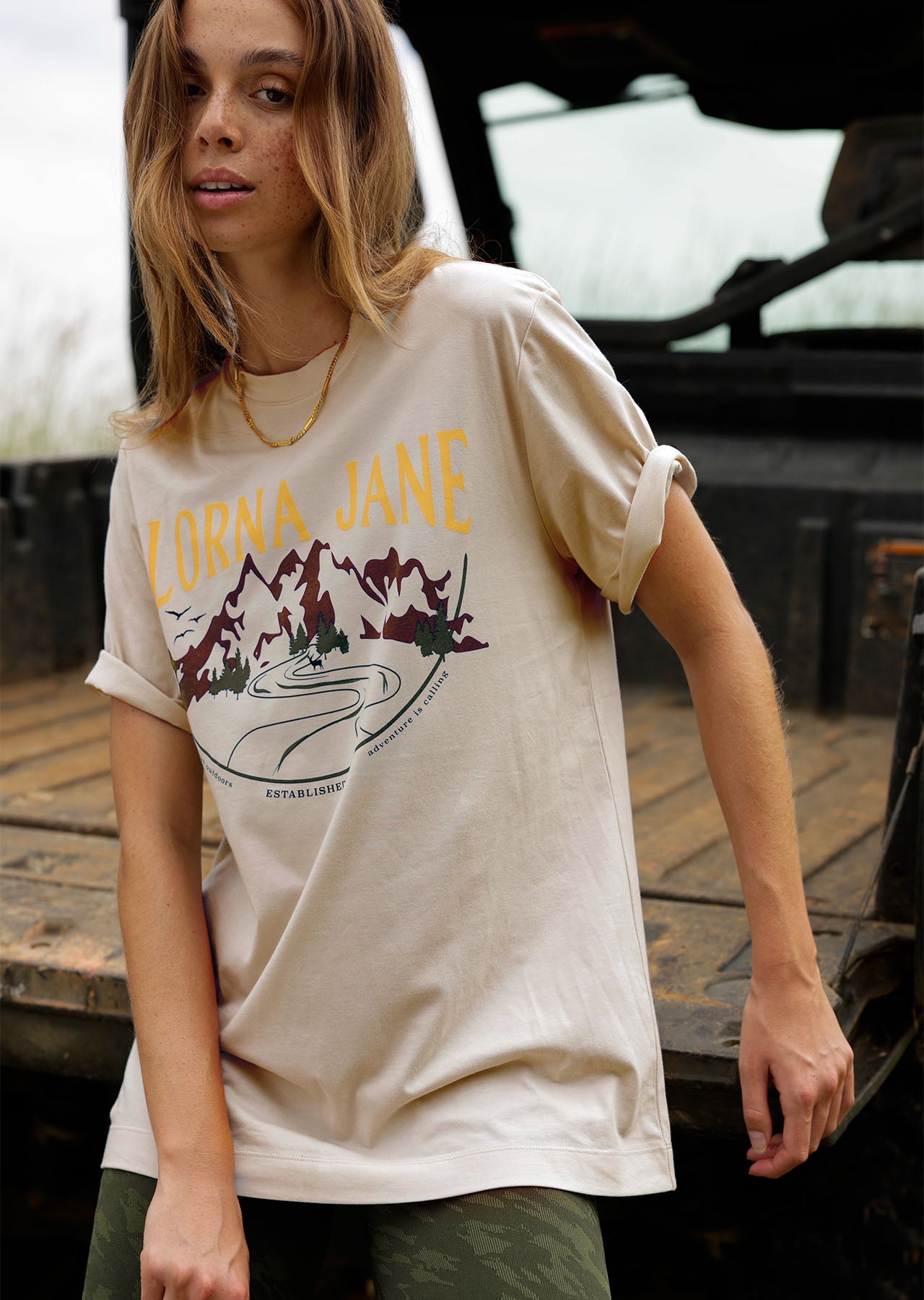 Lorna Jane Take A Hike Relaxed Tee - Ivory
