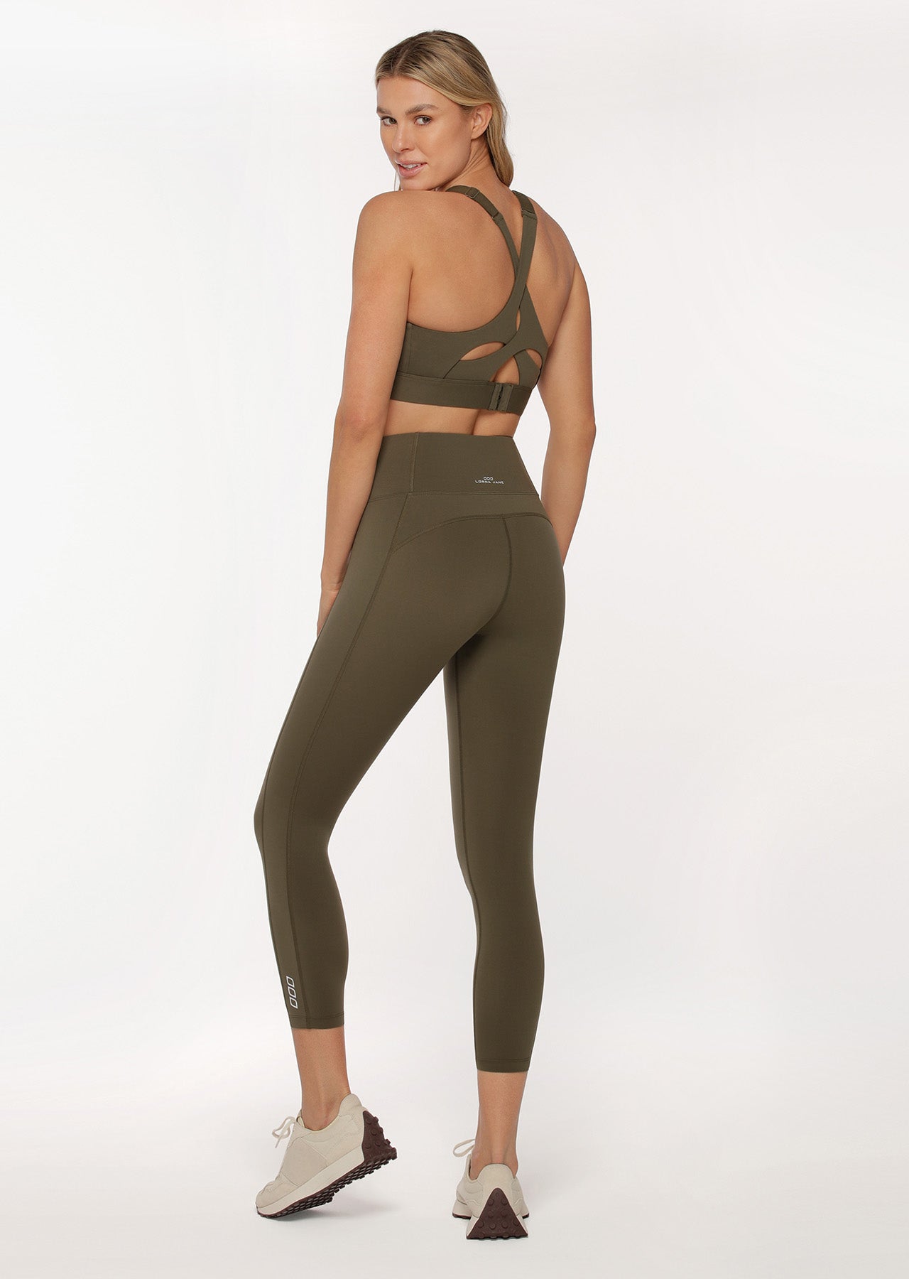 Lorna Jane In The Moment Sports Bra - Pale Olive