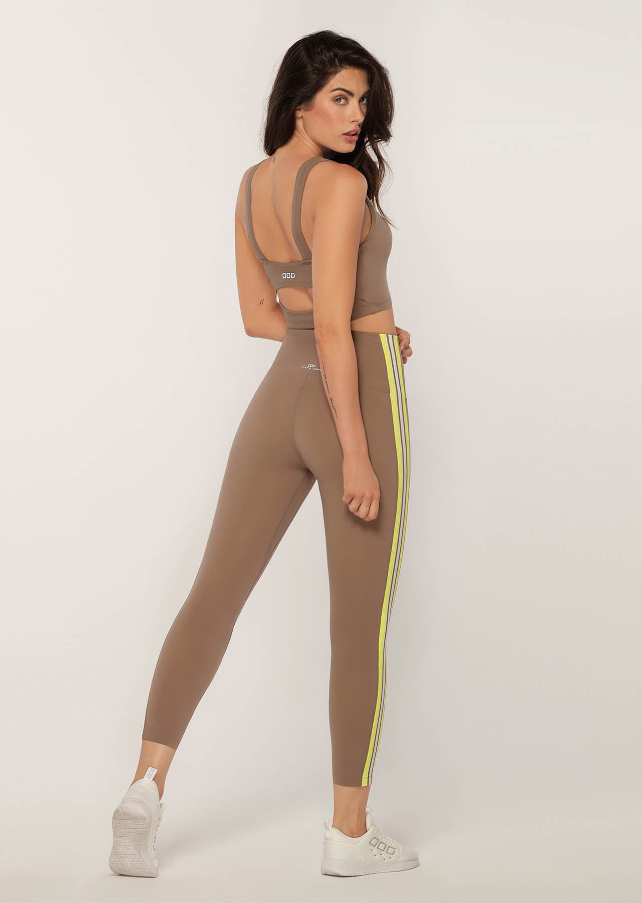 Lorna Jane Infinite Long Line Bra - Bone