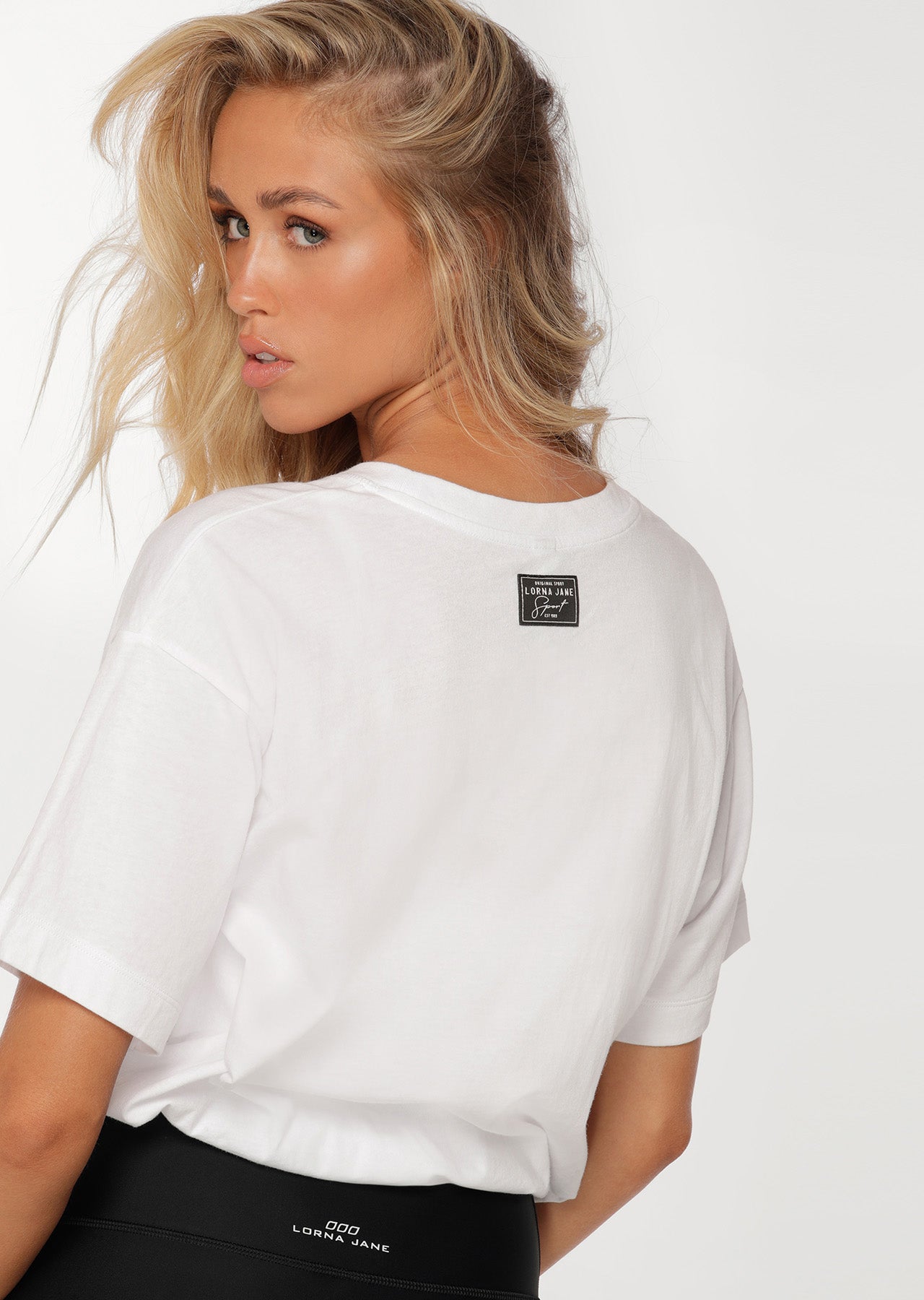 Lorna Jane Insider Cropped Tee - White