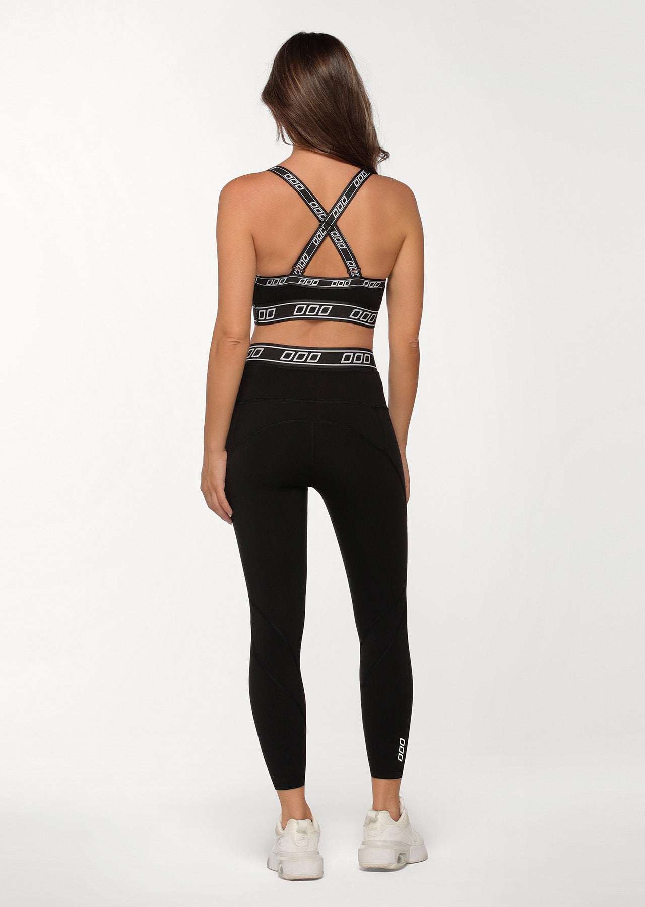 Lorna Jane Intensify Sports Bra - Black