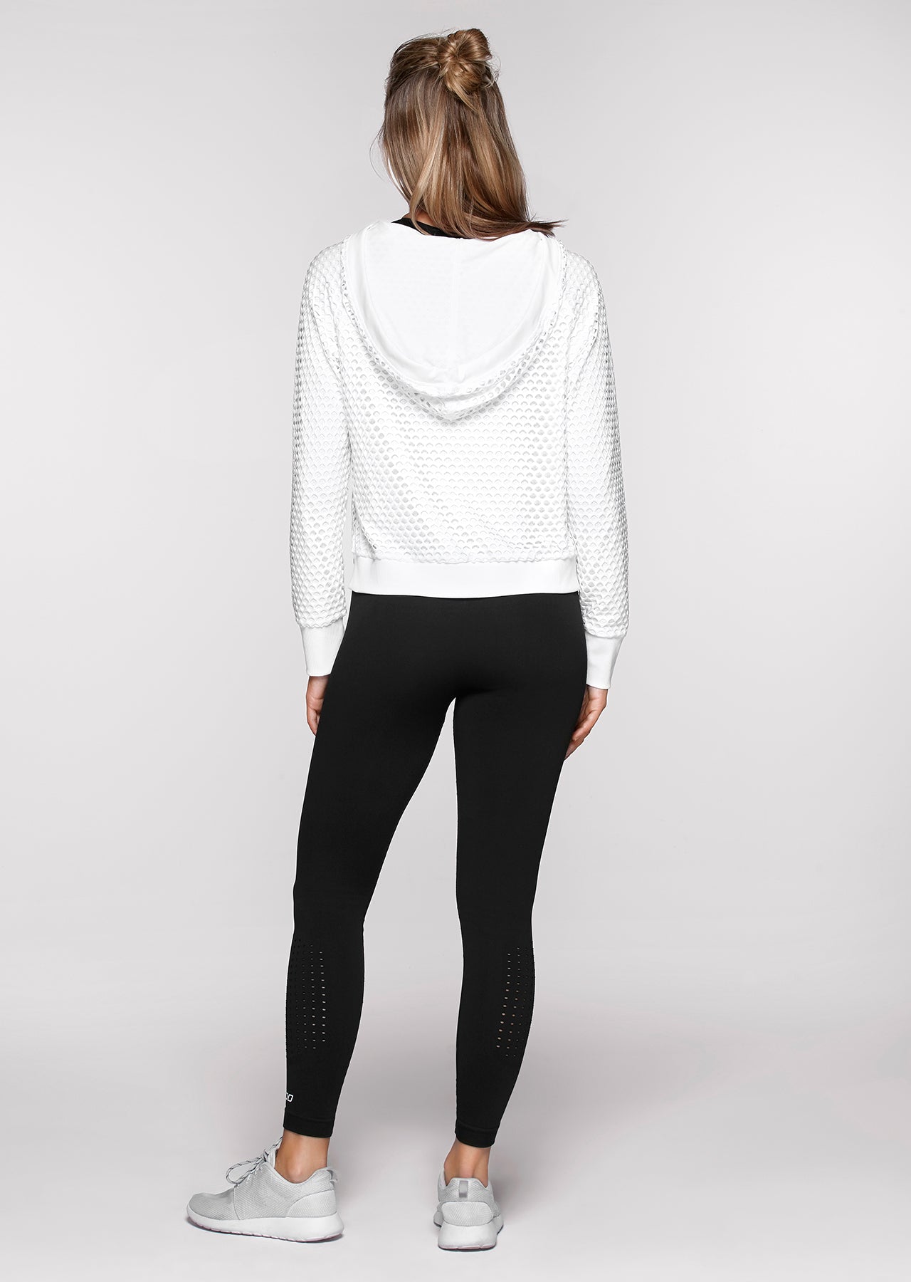 Lorna Jane Keep It Light Excel Pullover - White