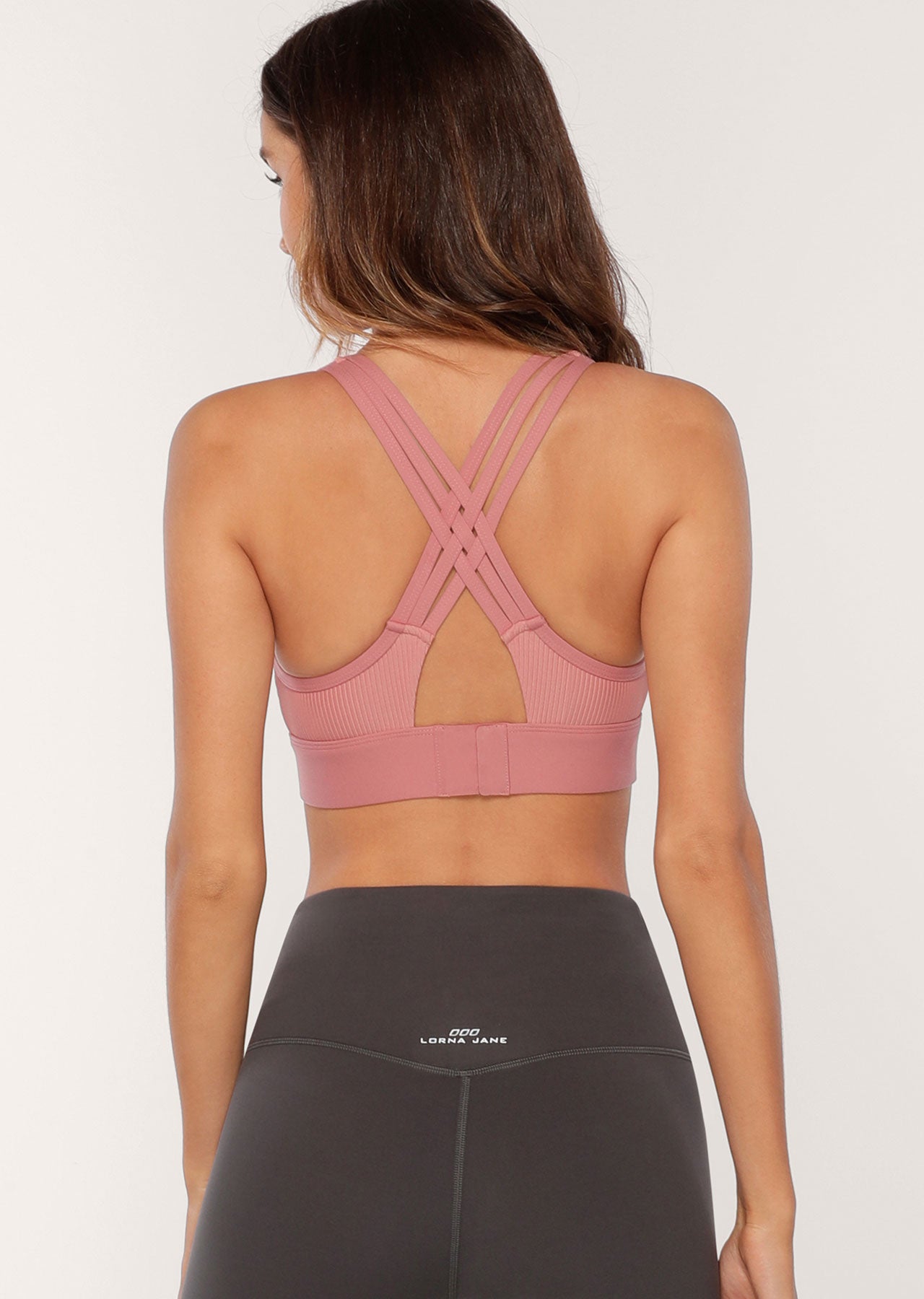 Lorna Jane Knockout Sports Bra - Powdered Pink