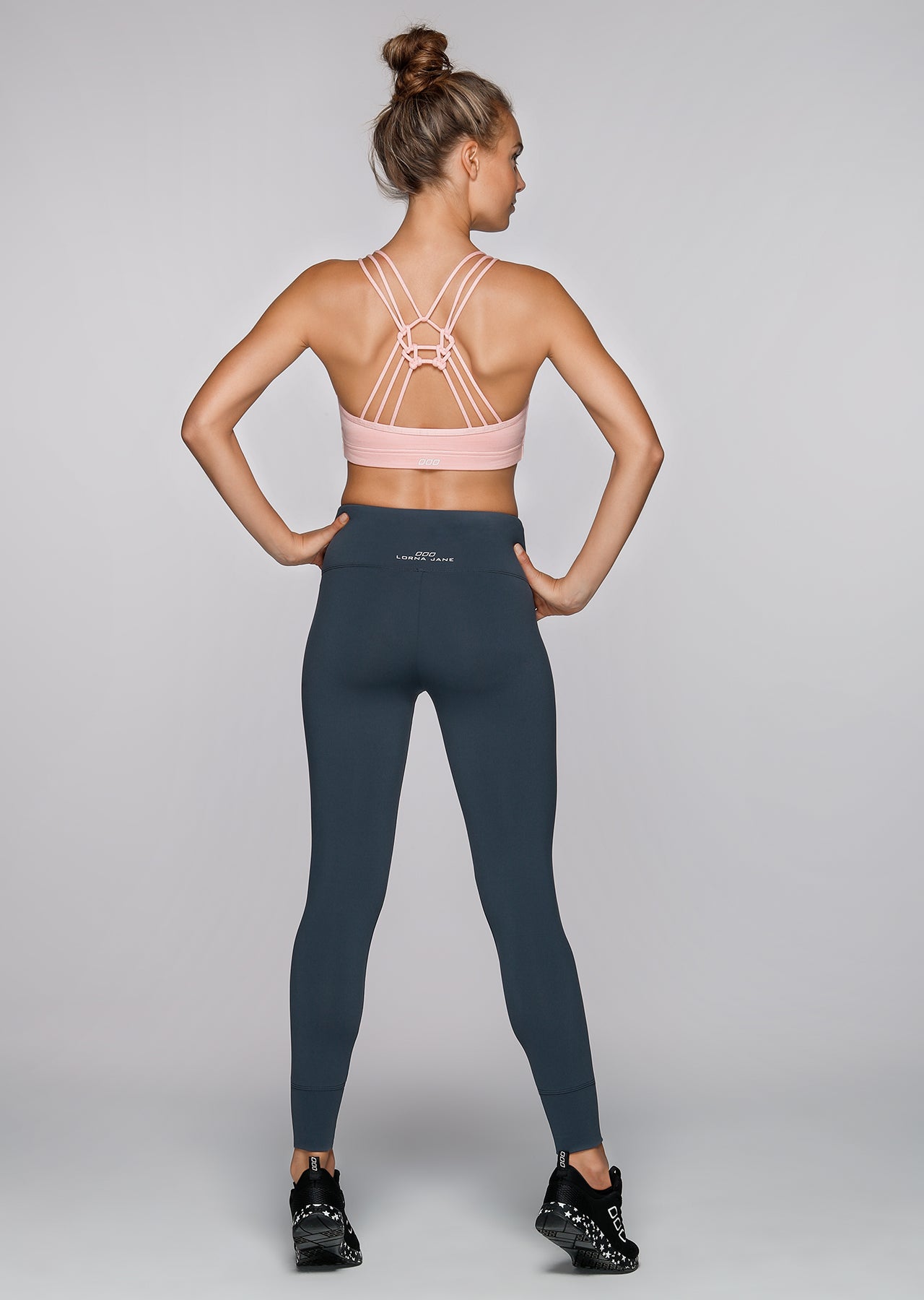 Lorna Jane Knotted Yoga Bra - Whisper Pink Marl