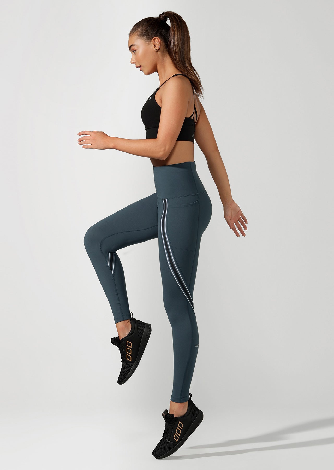 Lorna Jane Lift And Sculpt Sports Bra - Black