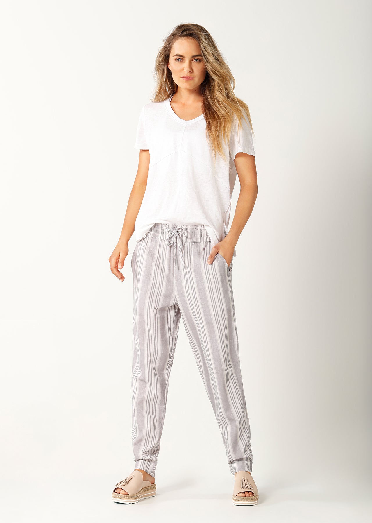 Lorna Jane Linen Active Pants - Pastel Grey/White