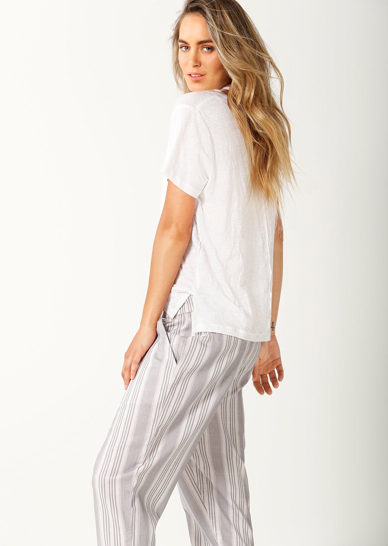 Lorna Jane Linen Active Pants - Pastel Grey/White