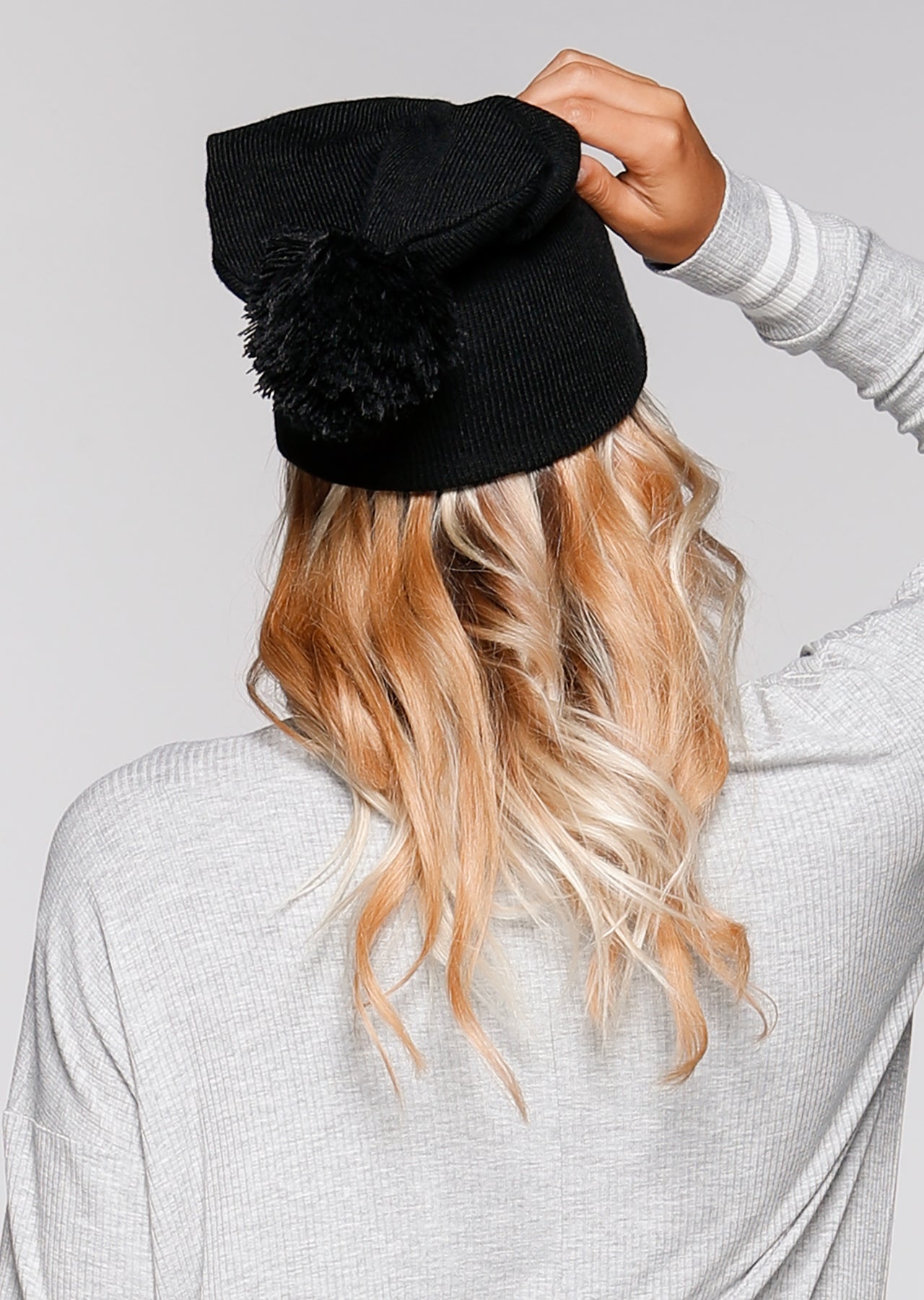 Lorna Jane LJ Classic Beanie - Black